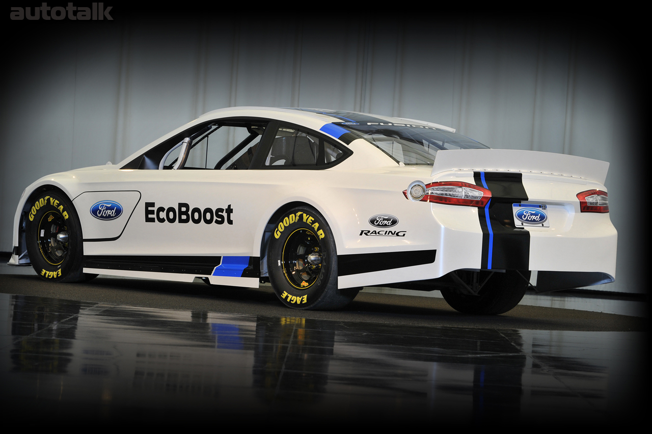 2013 Ford Fusion NASCAR Sprint Cup