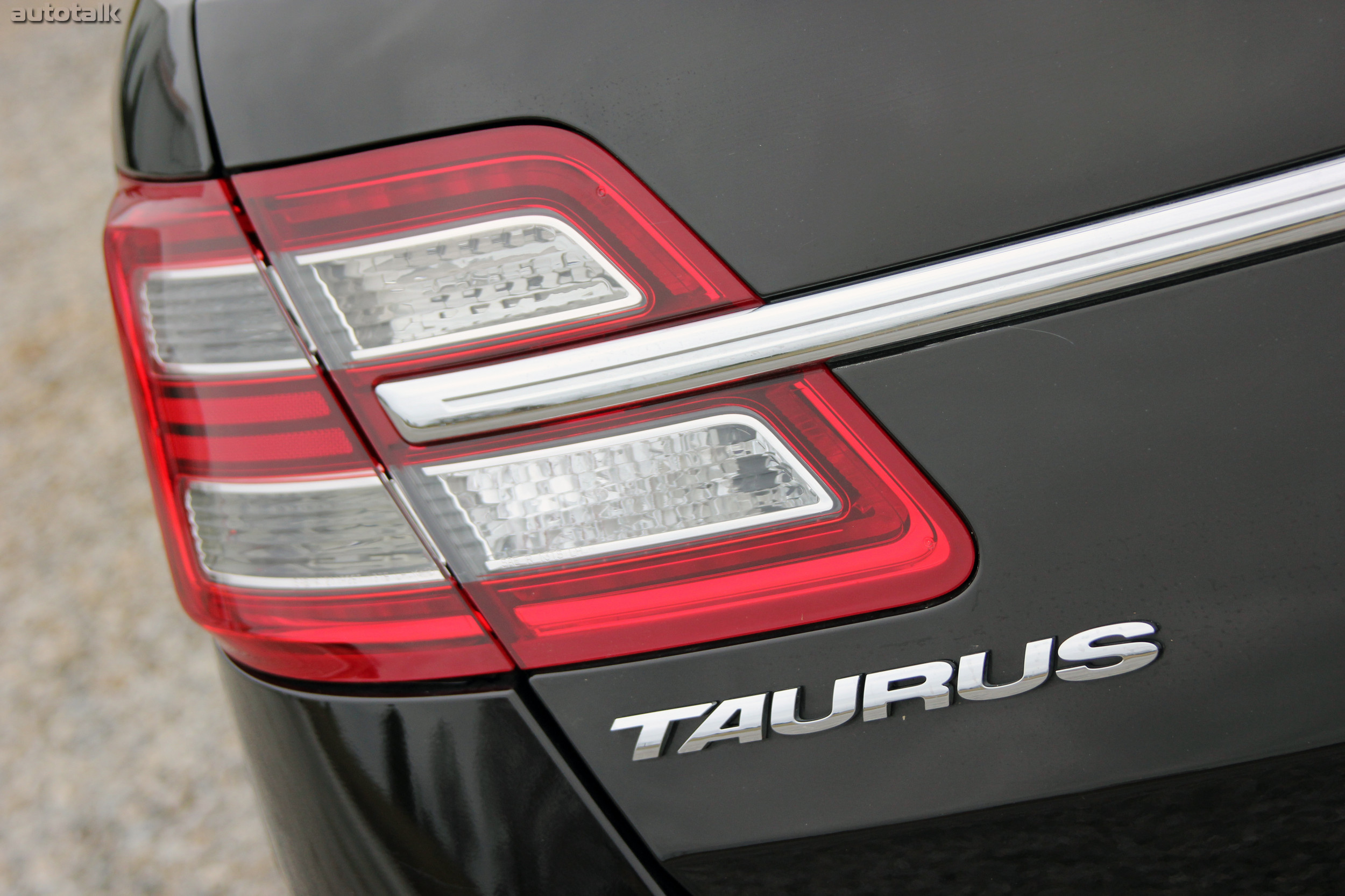 2013 Ford Taurus Review