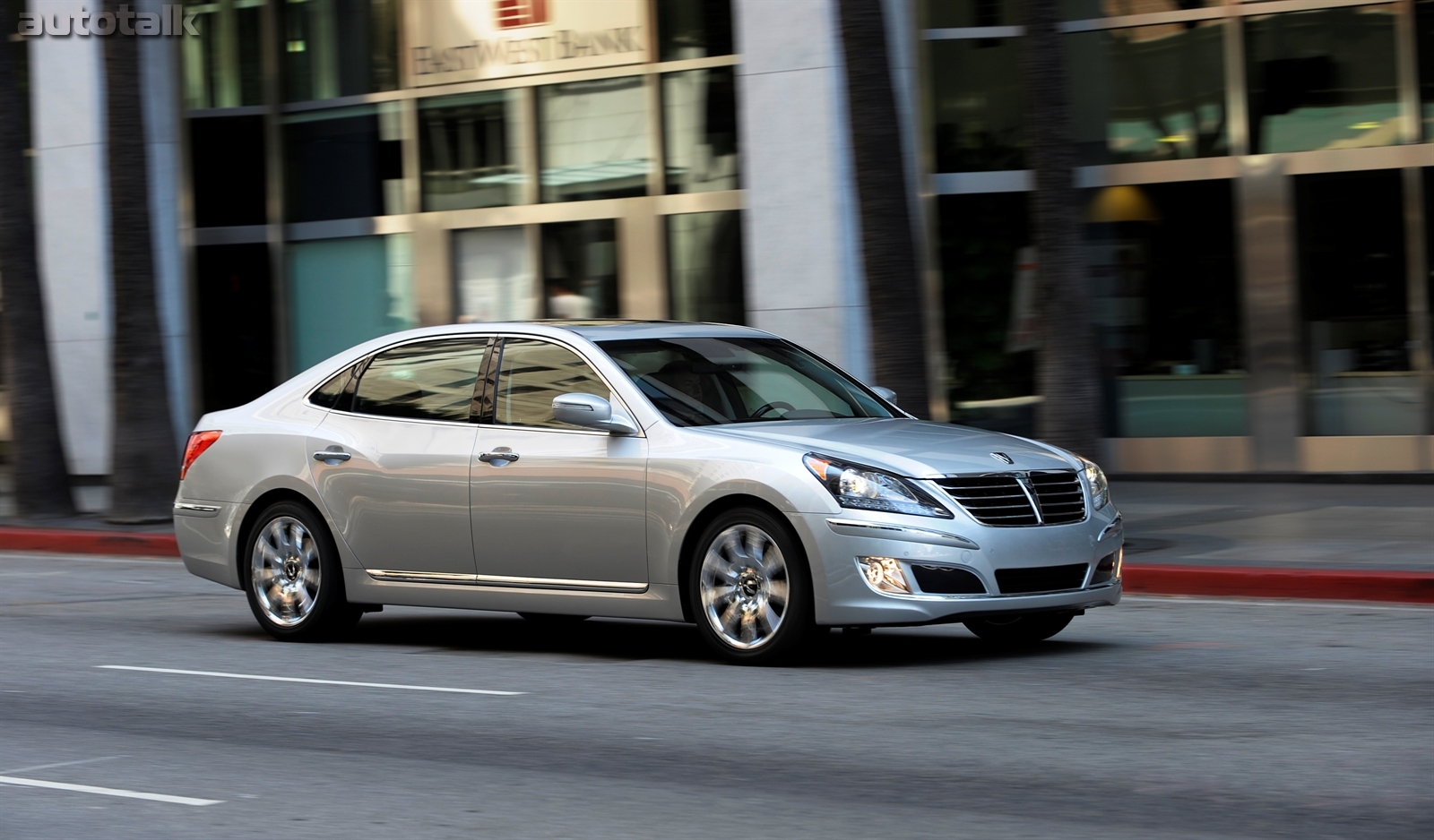 2013 Hyundai Equus