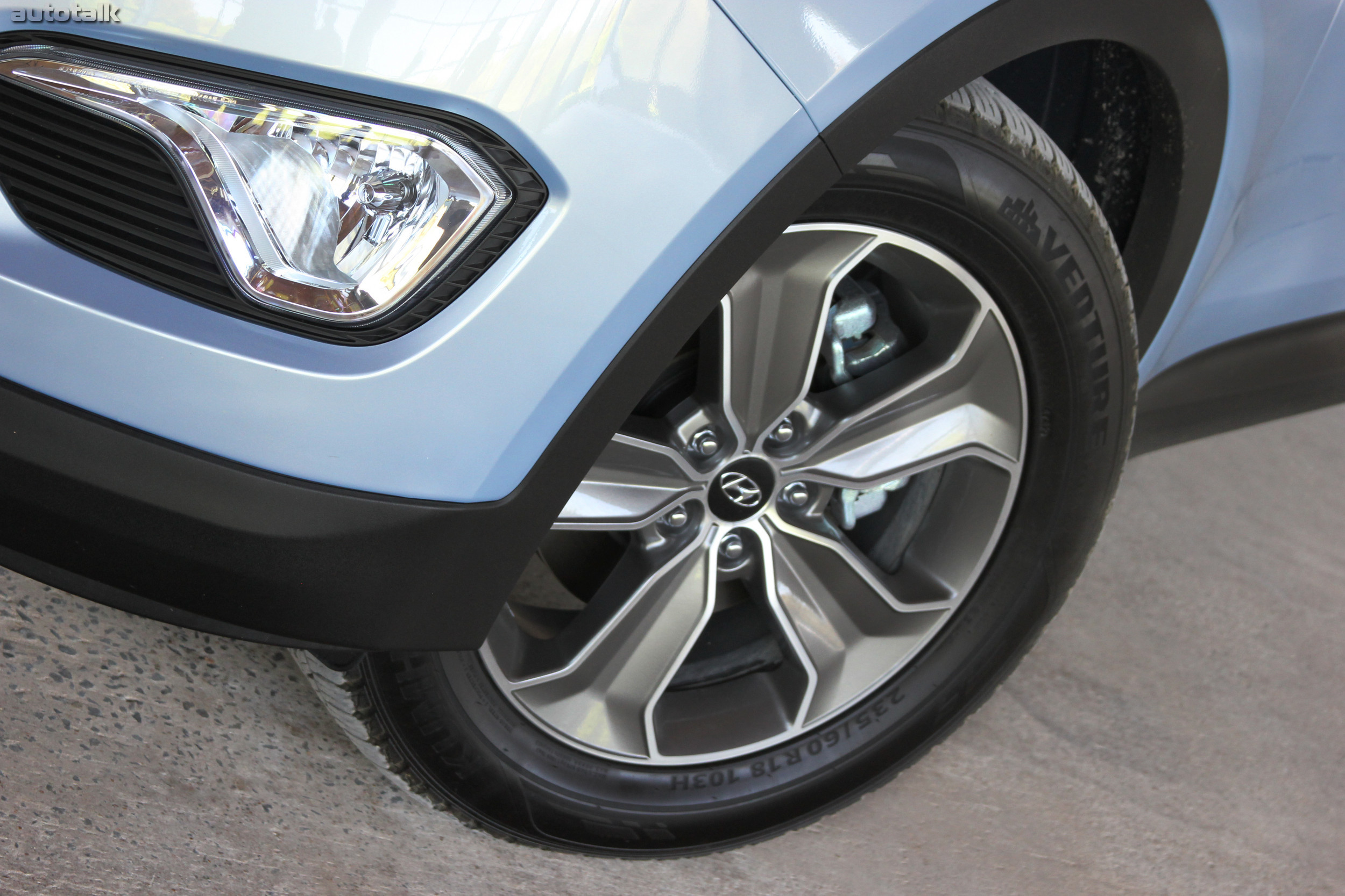 2013 Hyundai Santa Fe Review