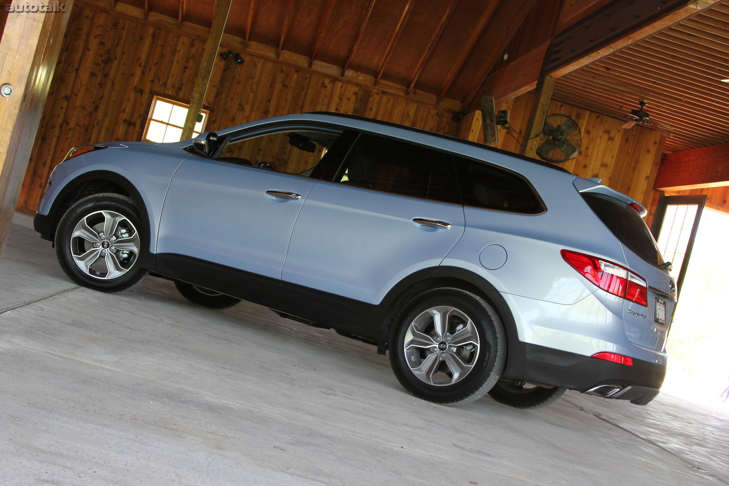 2013 Hyundai Santa Fe Review