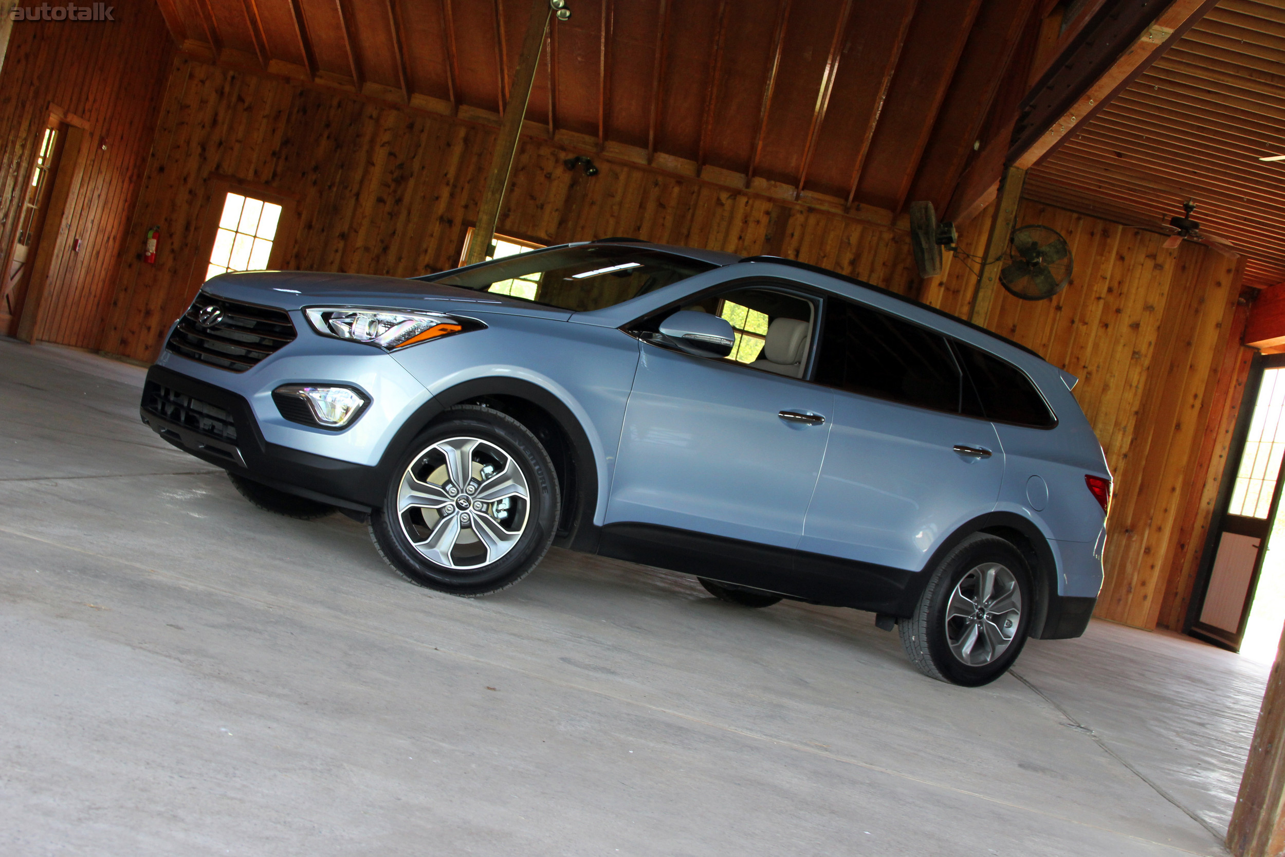 2013 Hyundai Santa Fe Review