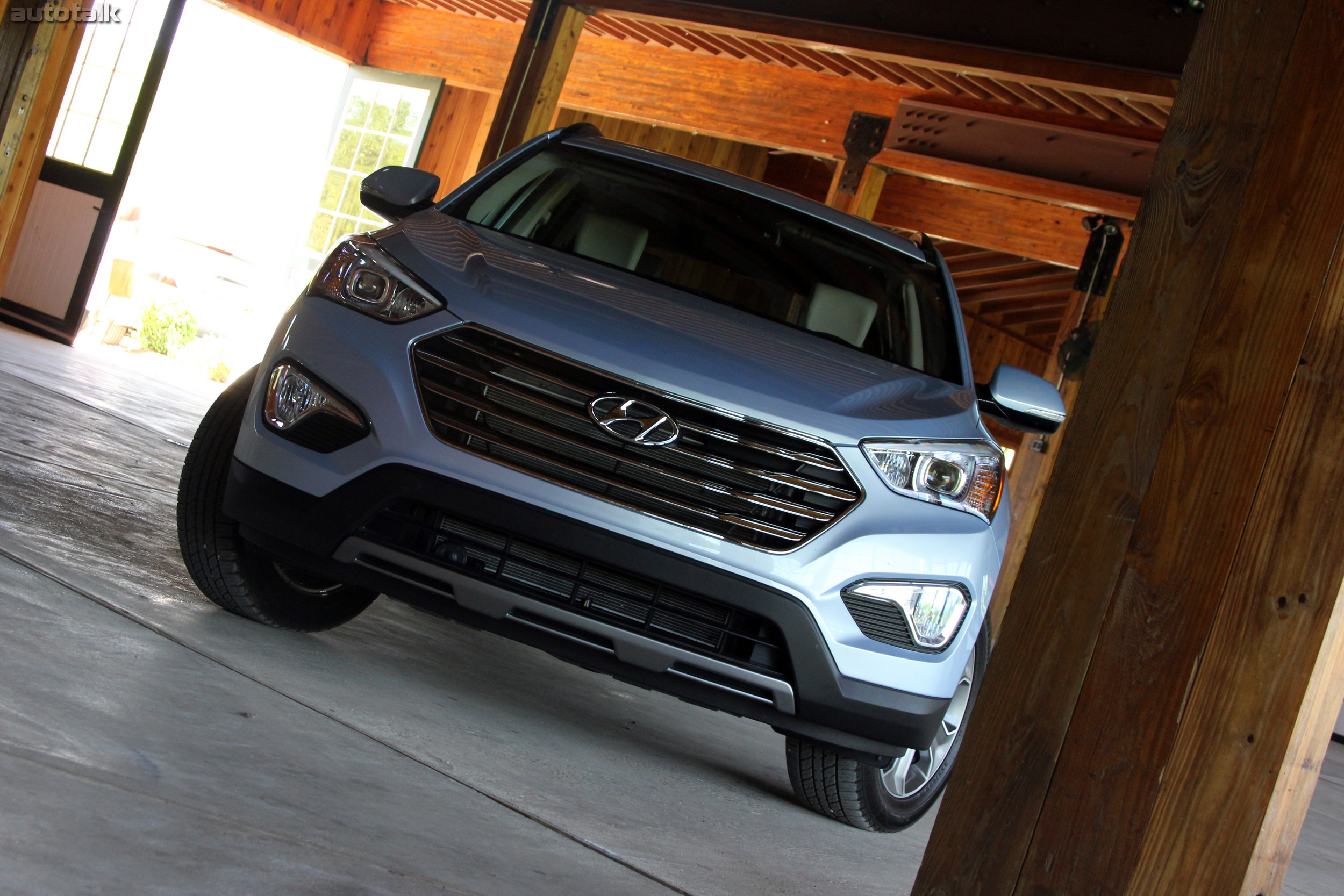 2013 Hyundai Santa Fe Review
