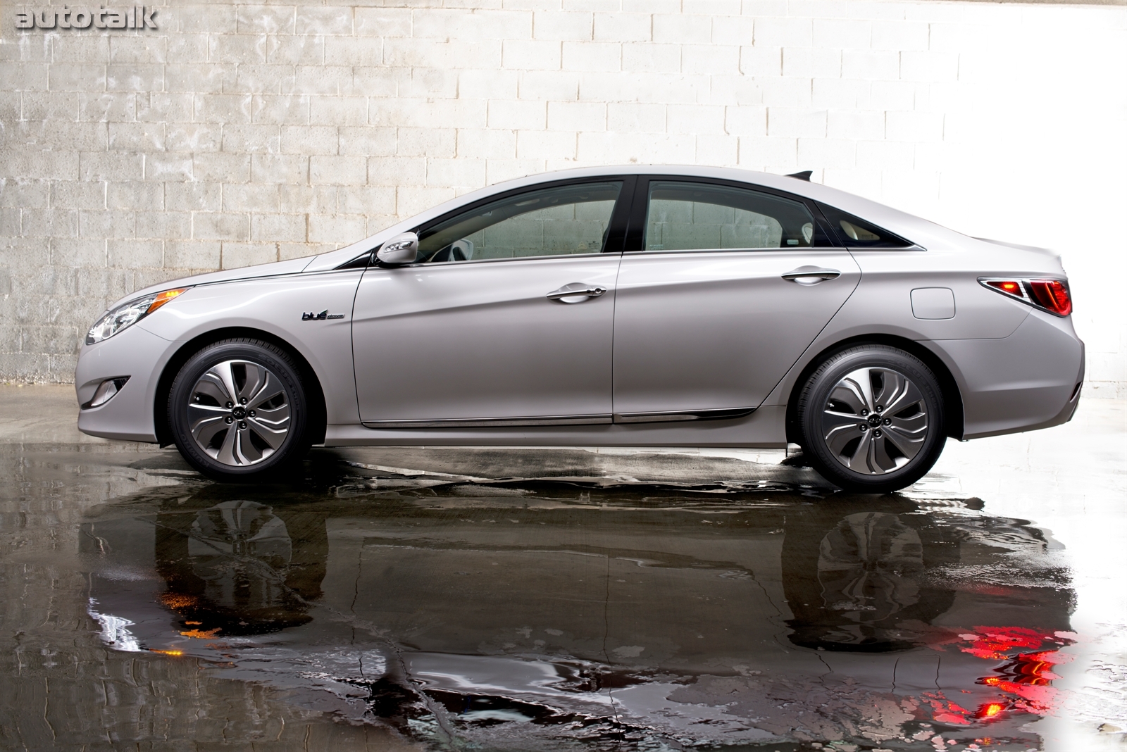 2013 Hyundai Sonata Hybrid