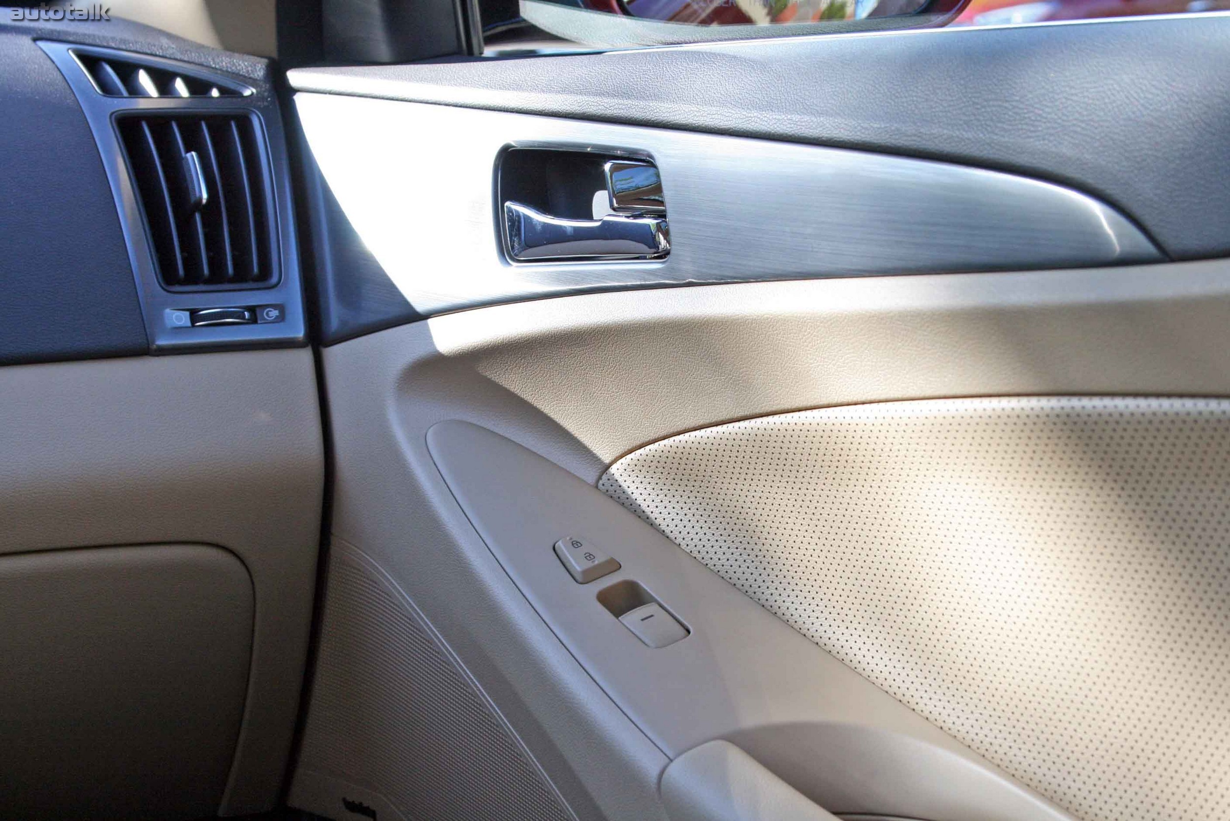 2013 Hyundai Sonata Hybrid