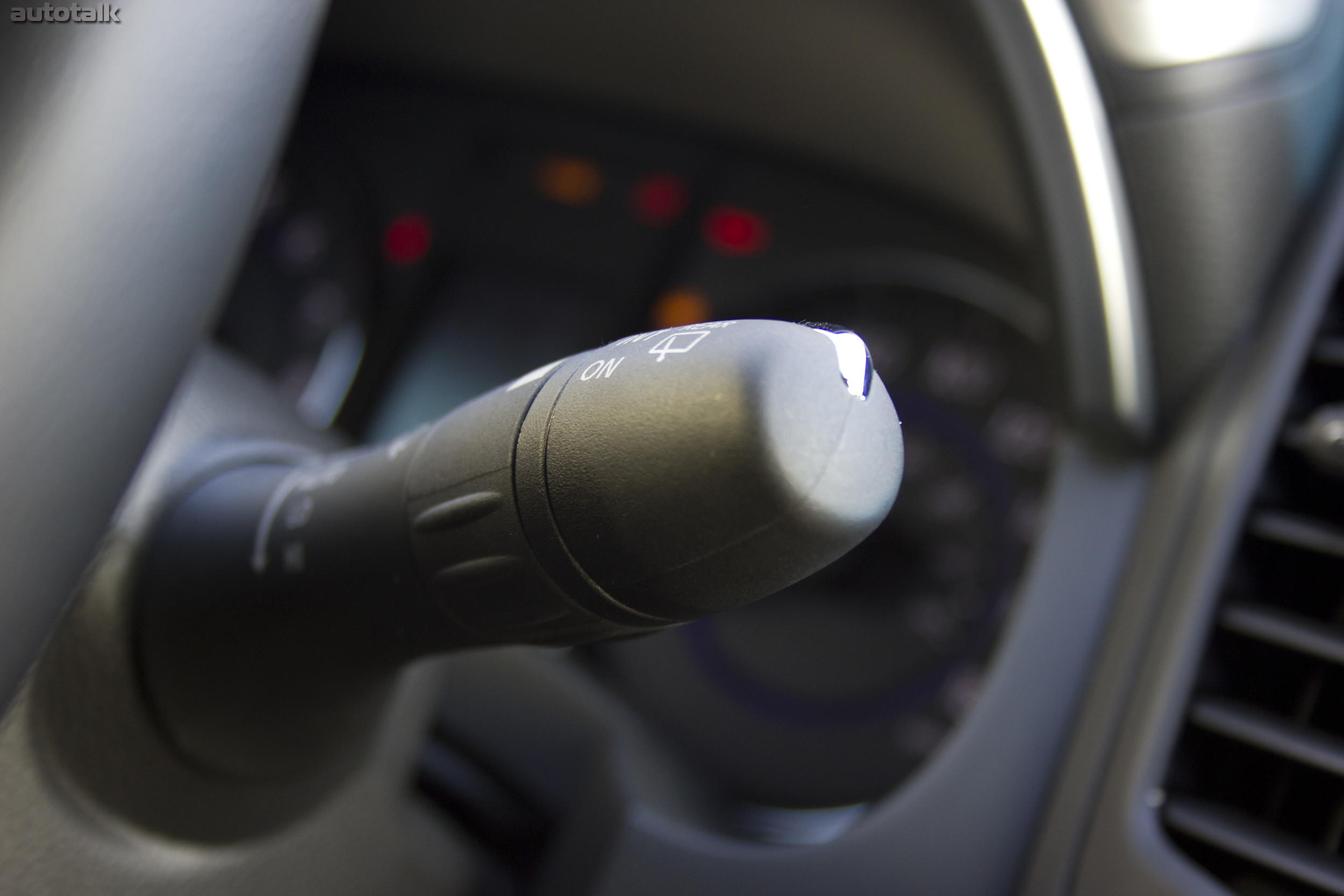 2013 Infiniti FX37 Review