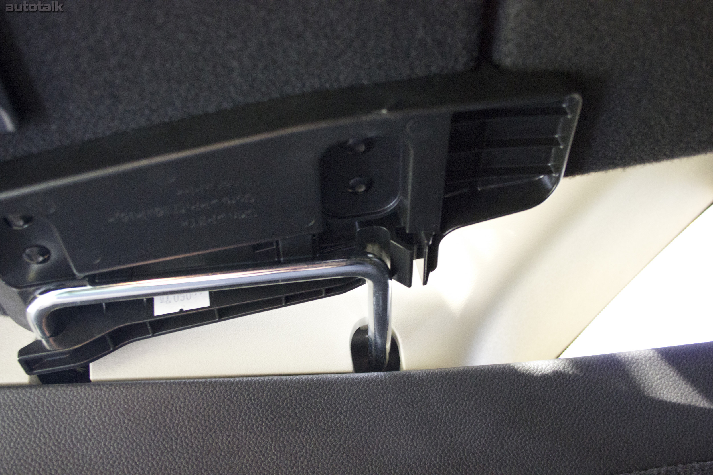 2013 Infiniti FX37 Review