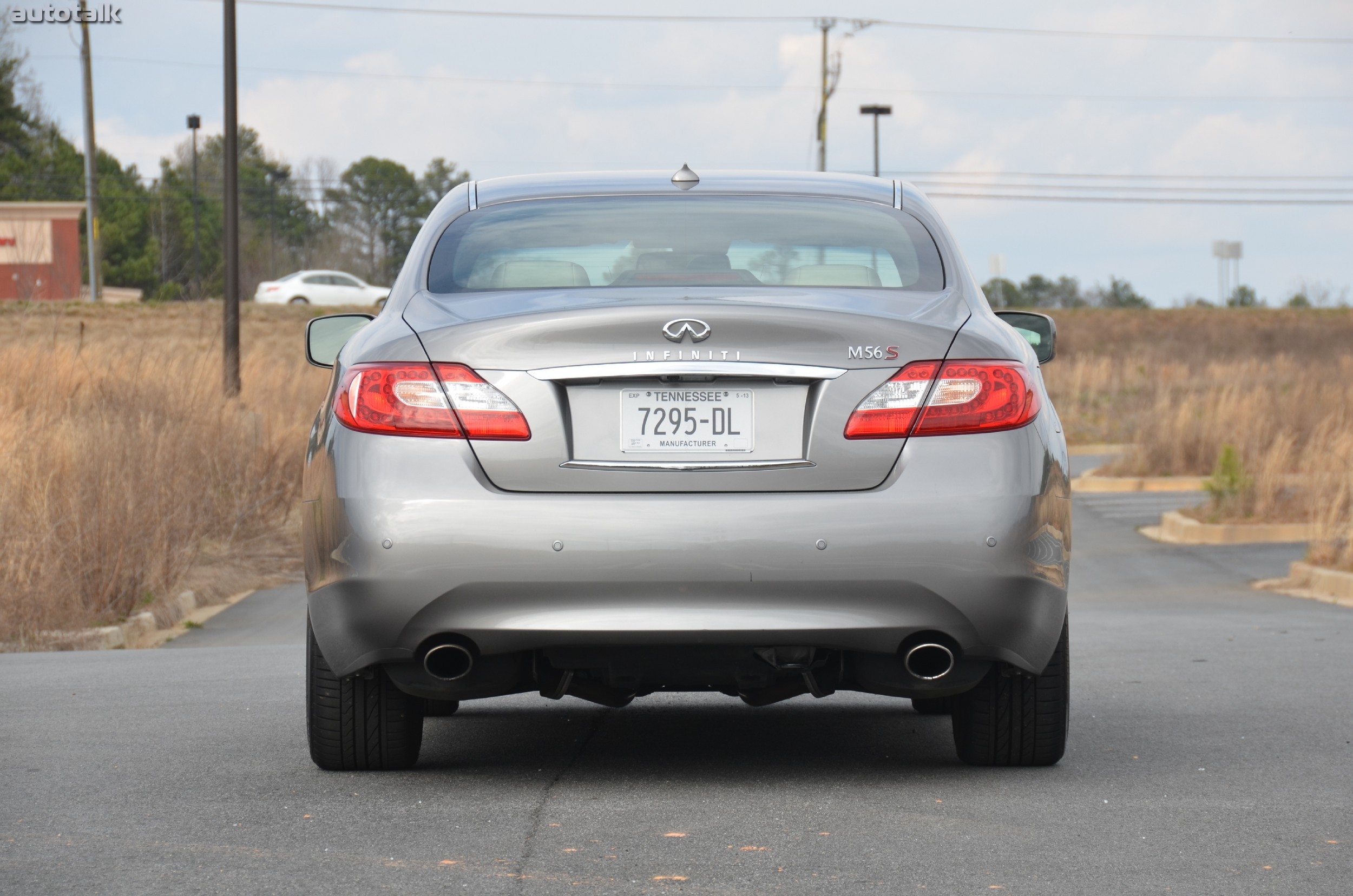 2013 Infiniti M56 Review