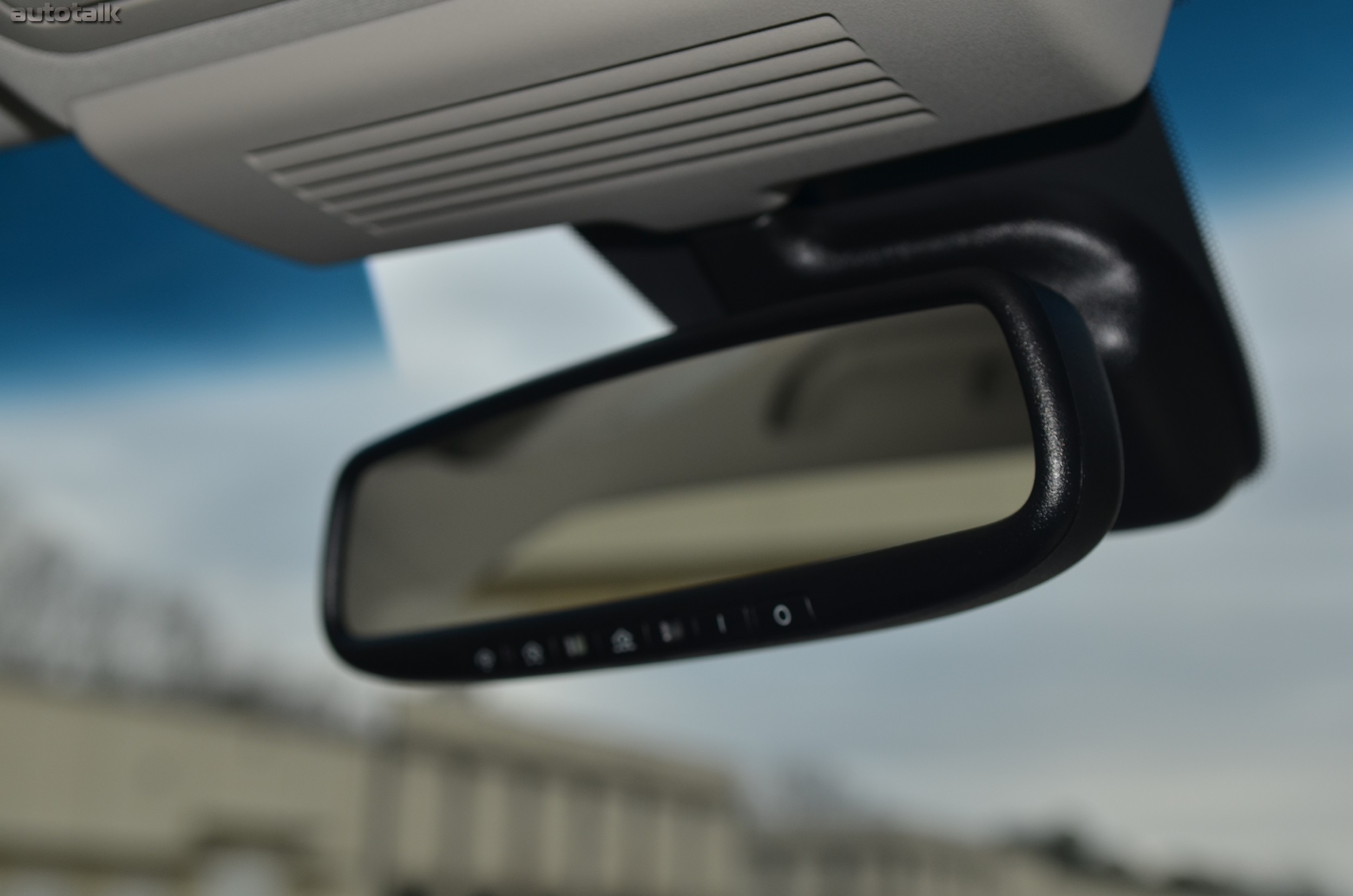 2013 Infiniti QX56 Review