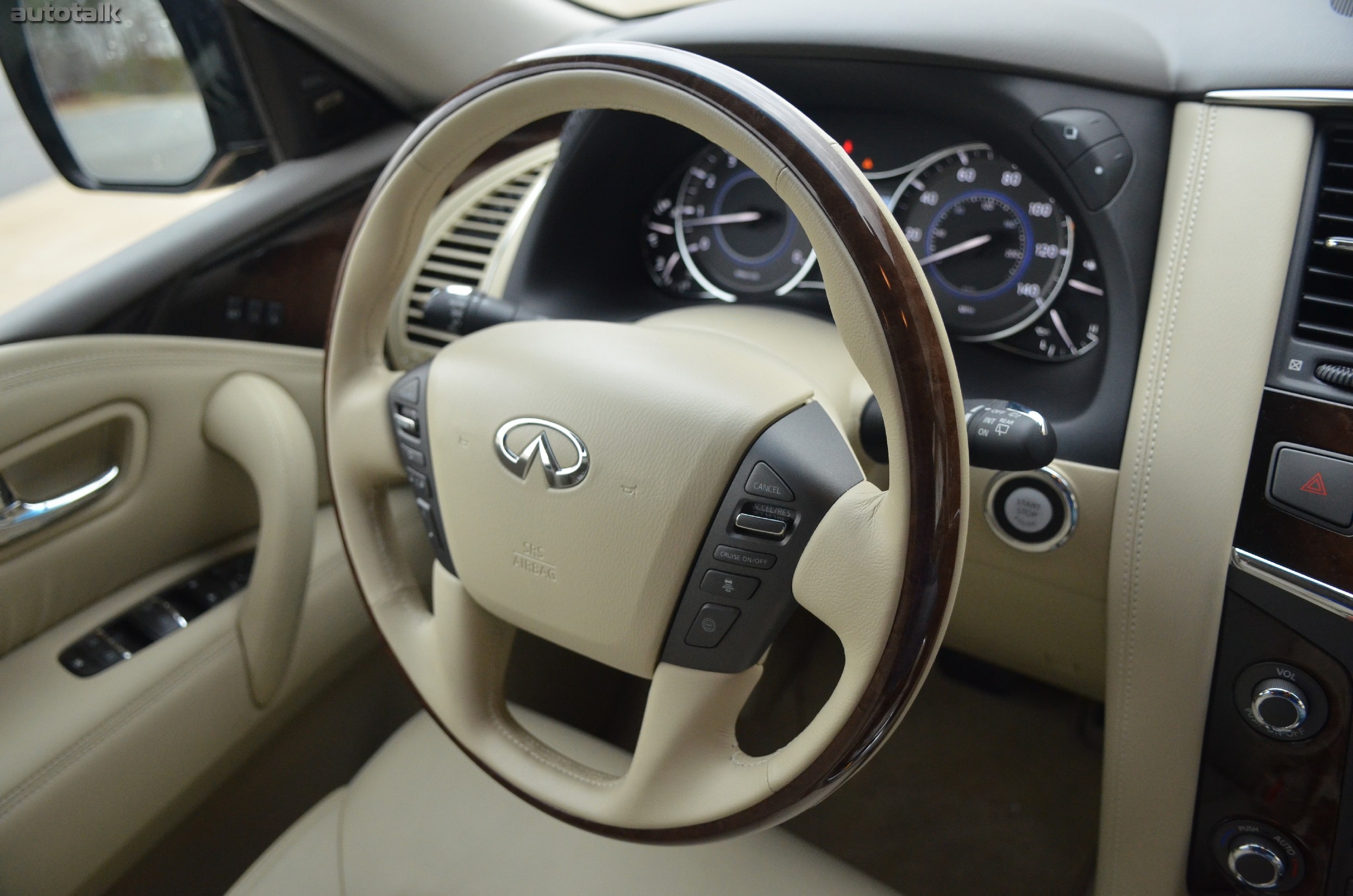 2013 Infiniti QX56 Review