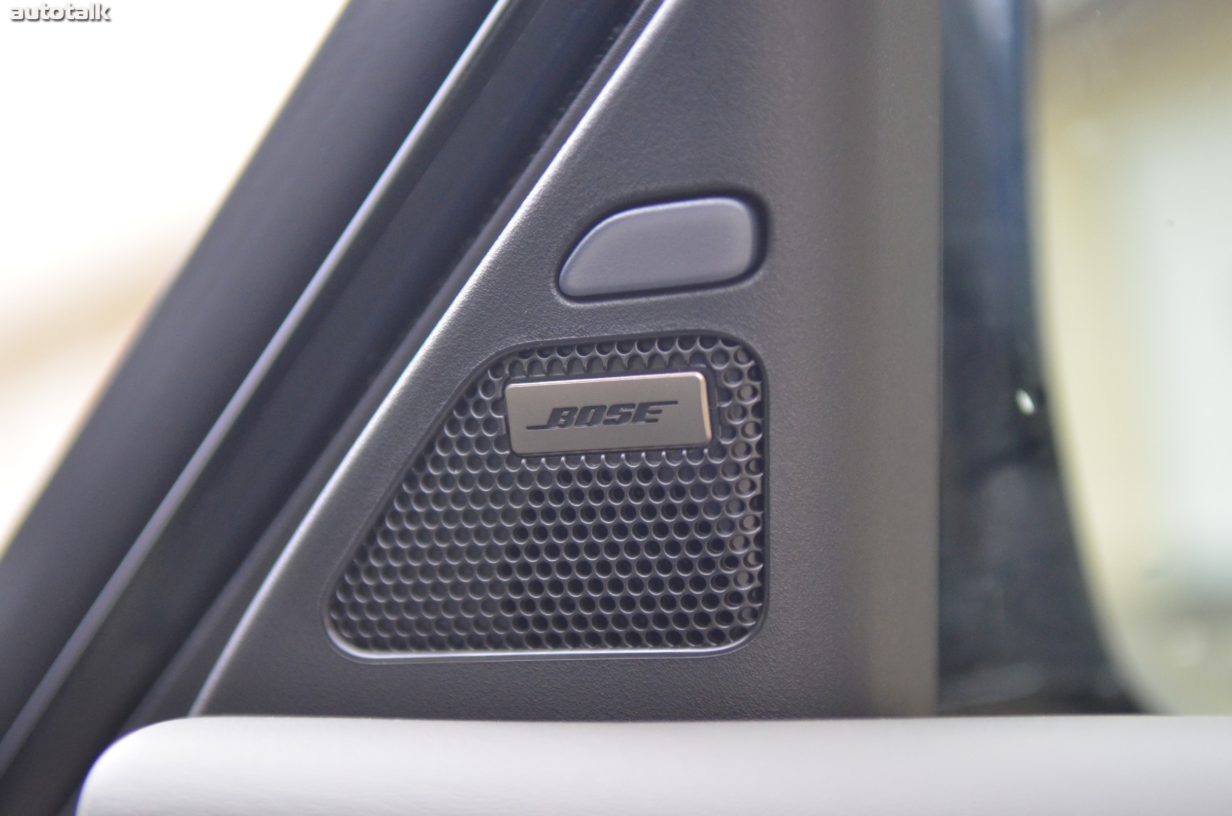 2013 Infiniti QX56 Review