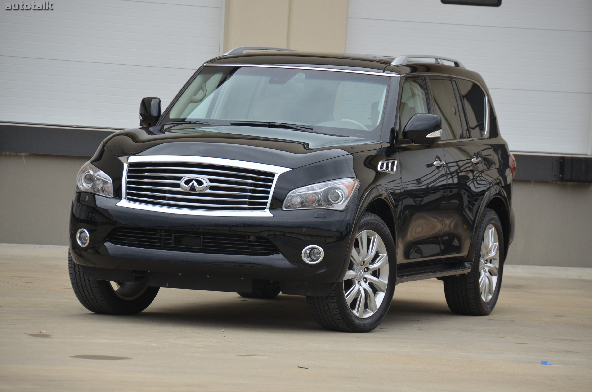 2013 Infiniti QX56 Review