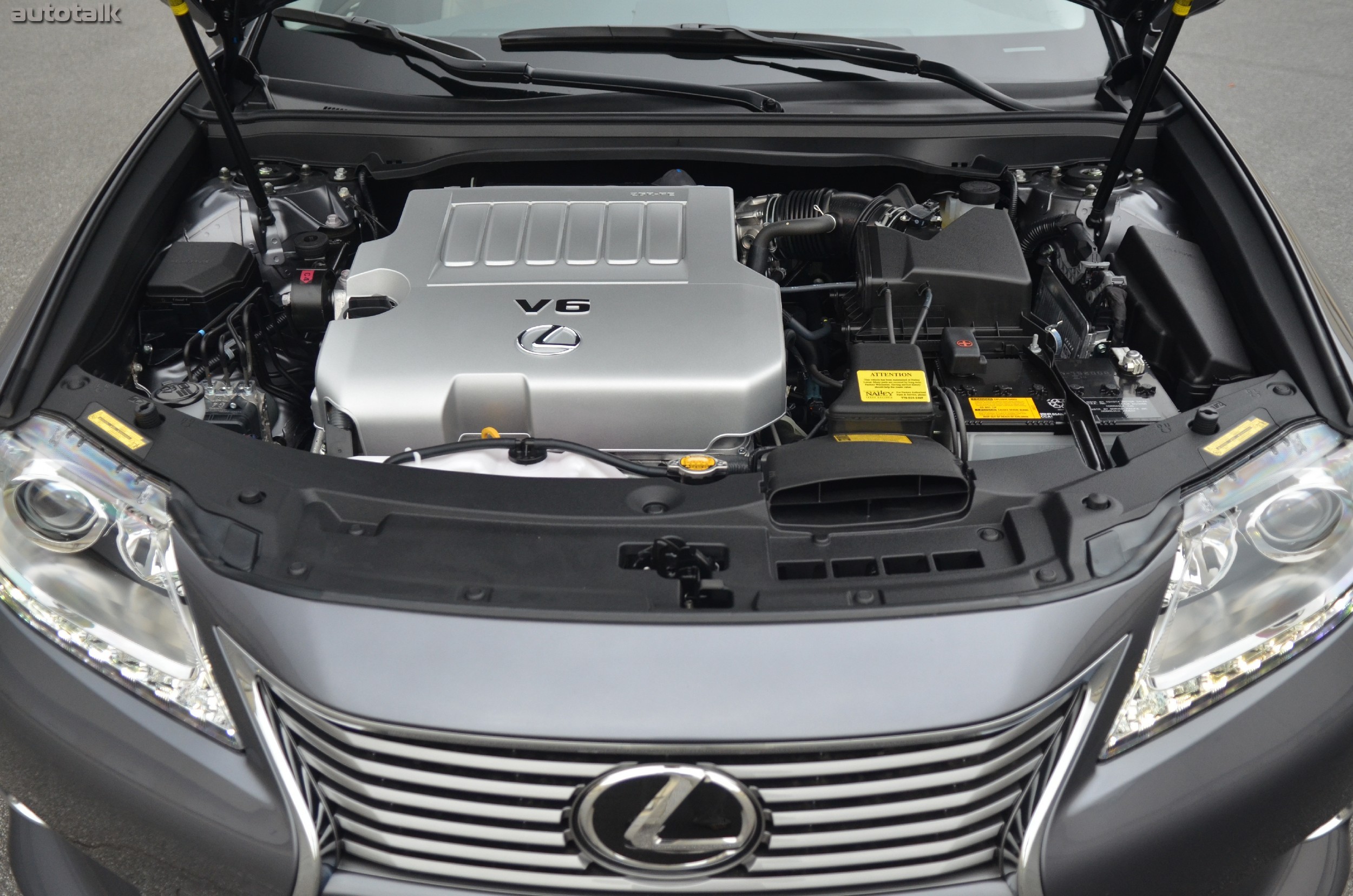 2013 Lexus ES 350 Review