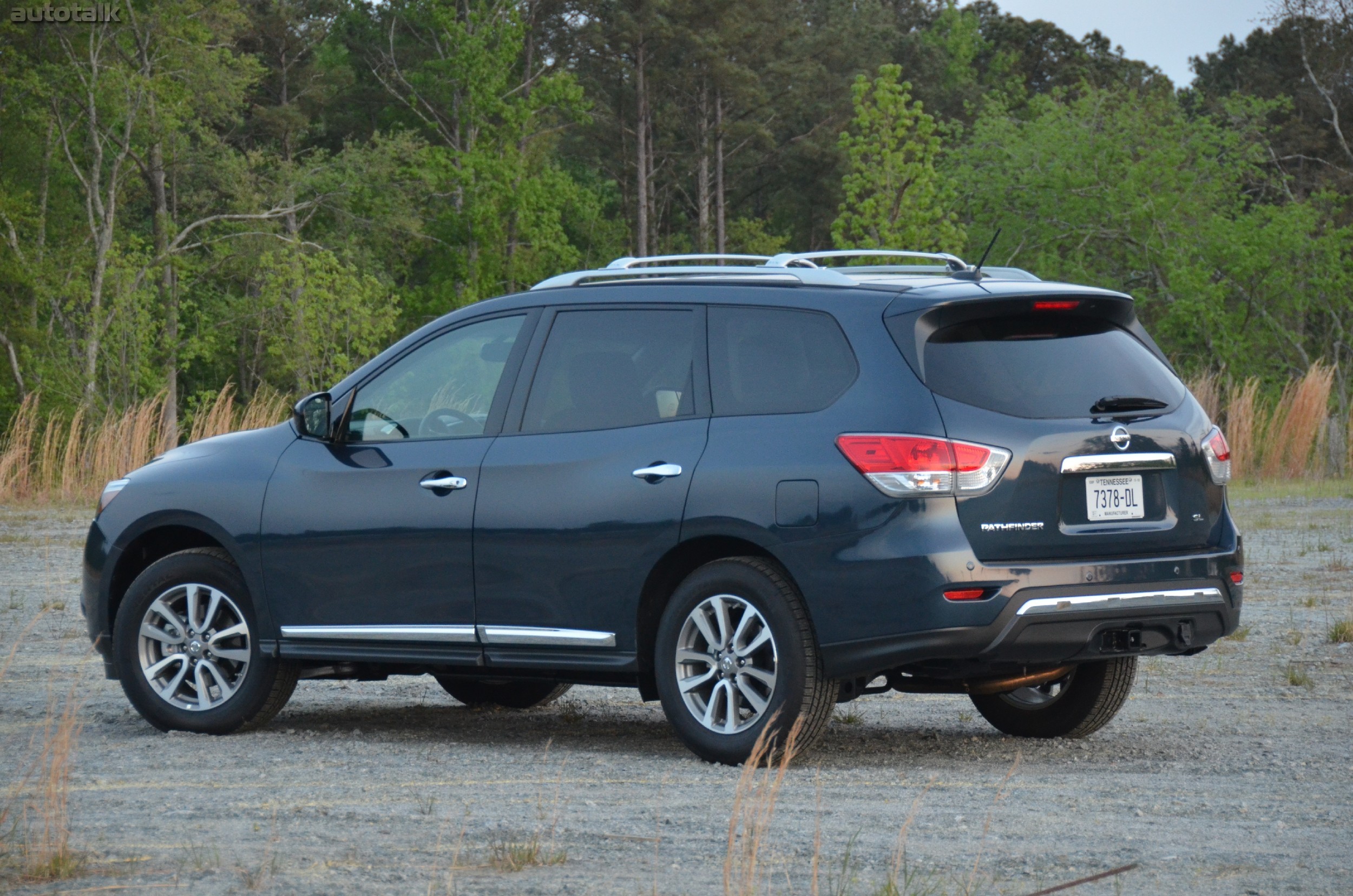 2013 Nissan Pathfinder Review