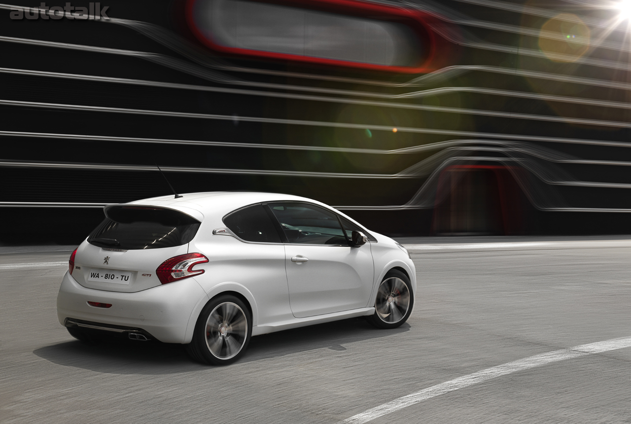 2013 Peugeot 208 GTi