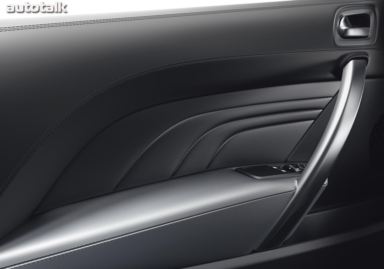 2013 Peugeot RCZ and RCZ R Concept