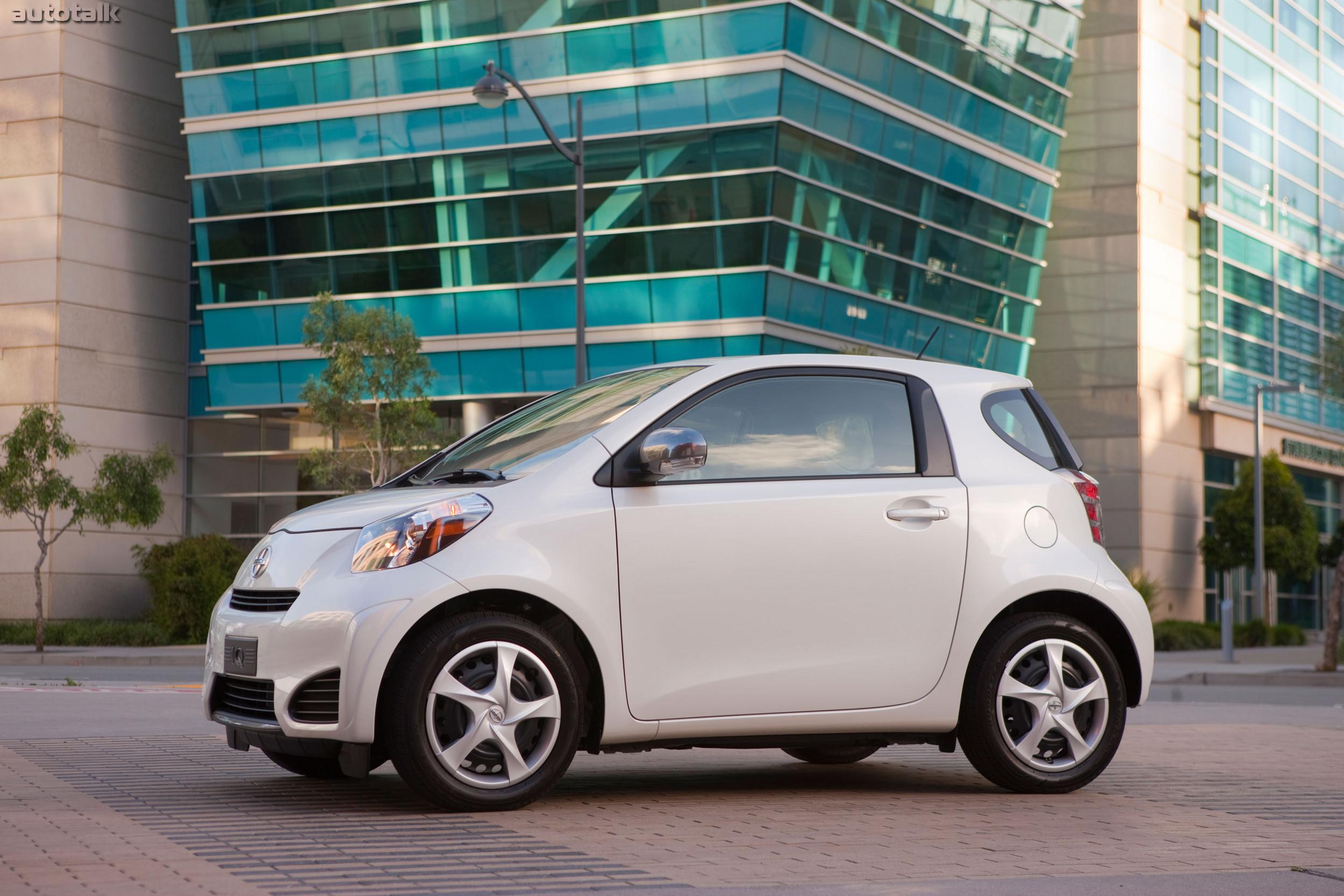 2013 Scion iQ