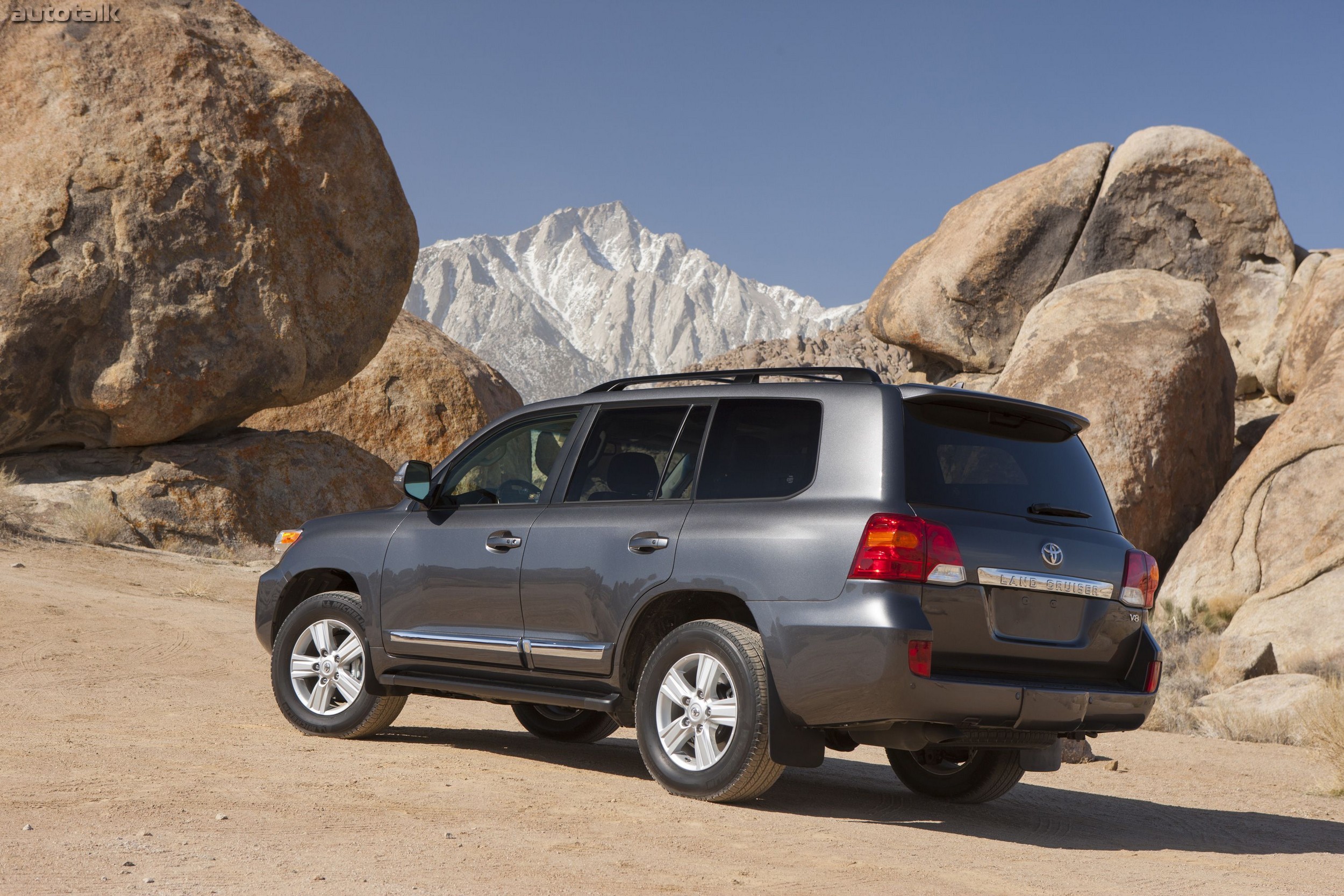 2013 Toyota Land Cruiser