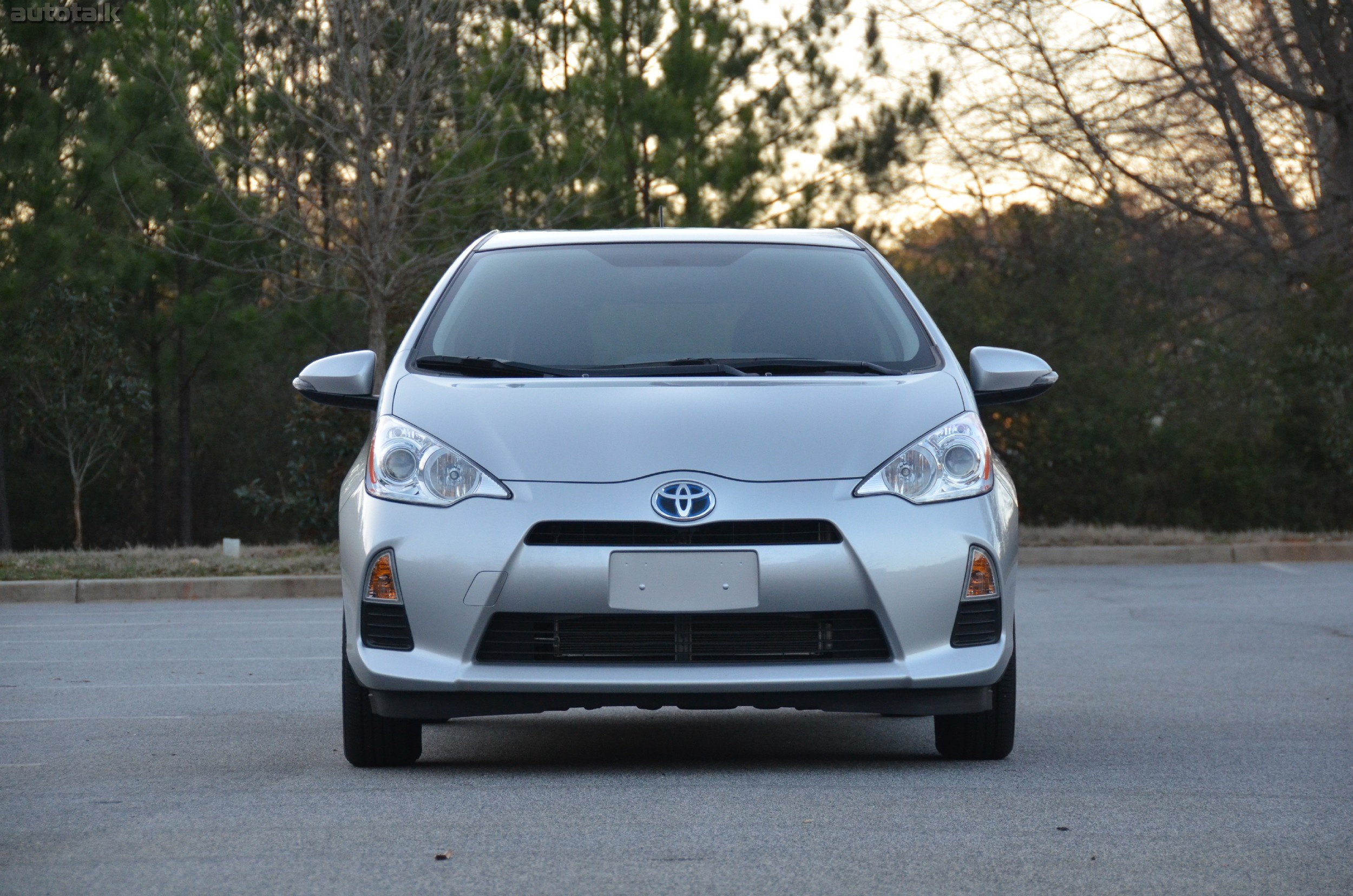 2013 Toyota Prius c Review