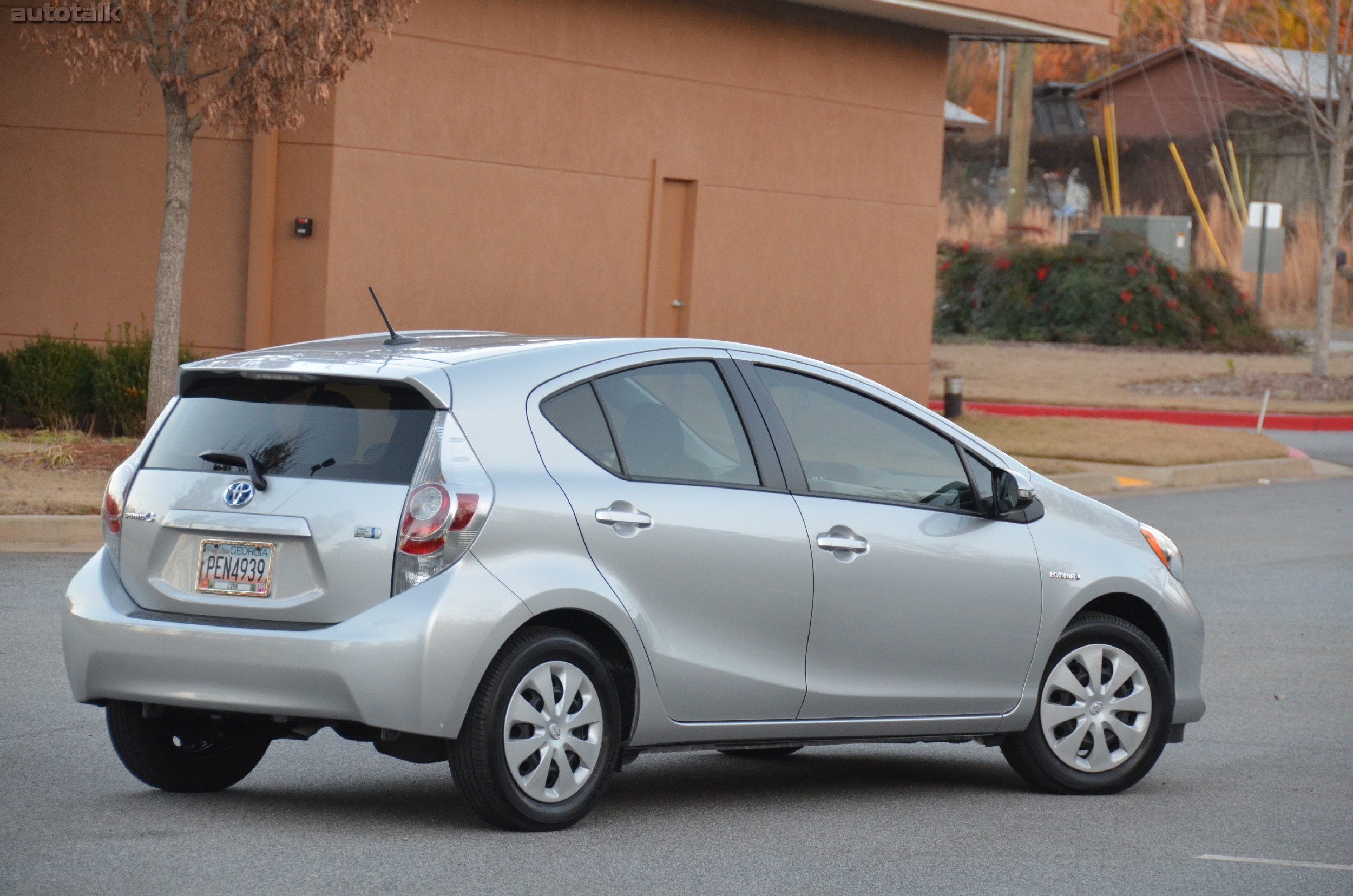 2013 Toyota Prius c Review