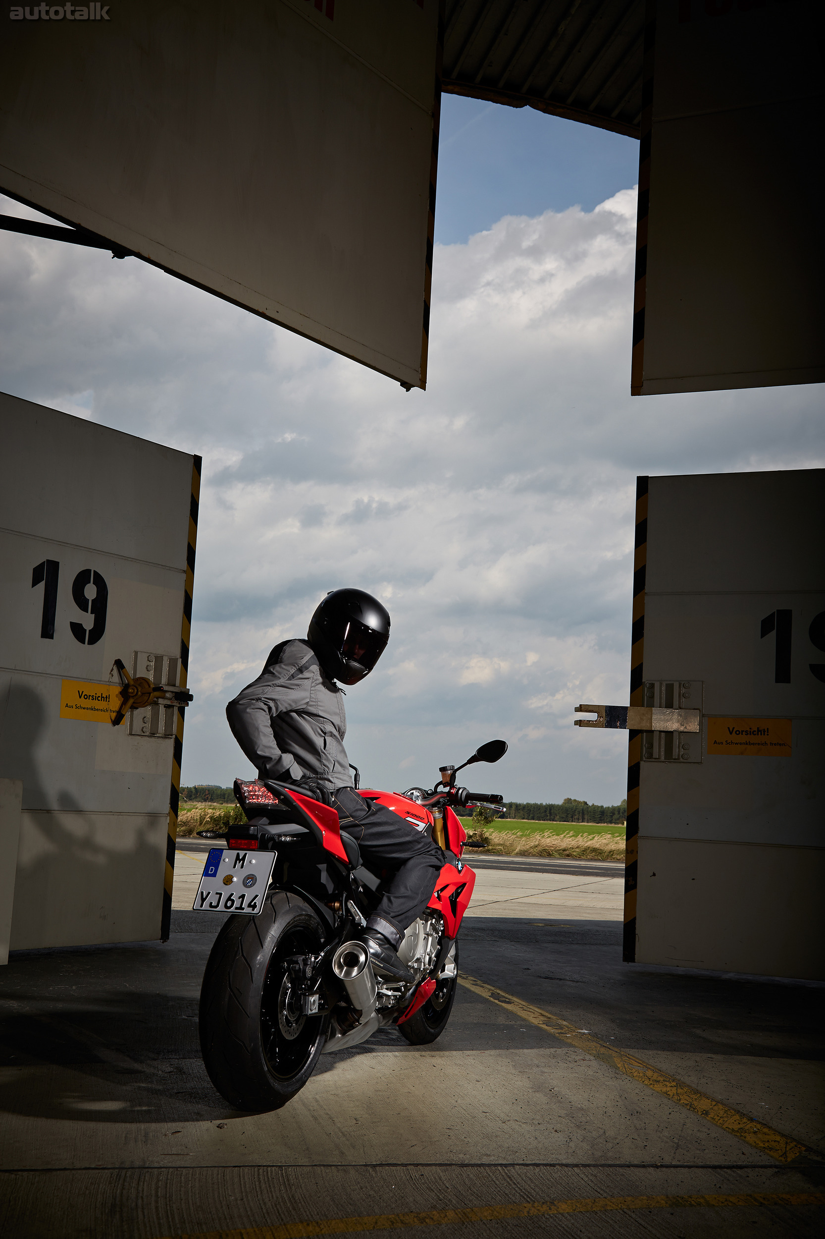 2014 BMW S 1000 R