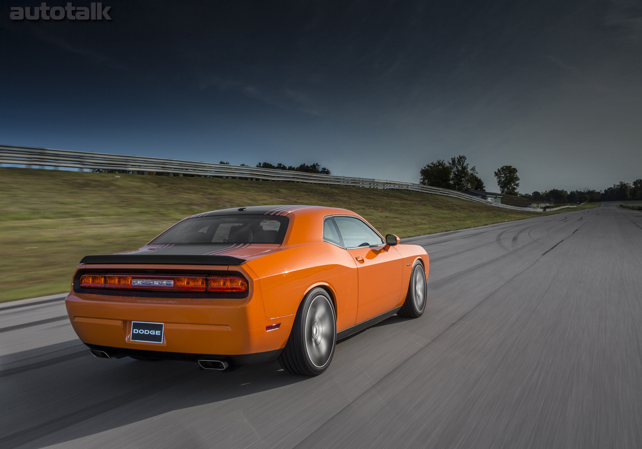 2014 Dodge Challenger RT Shaker