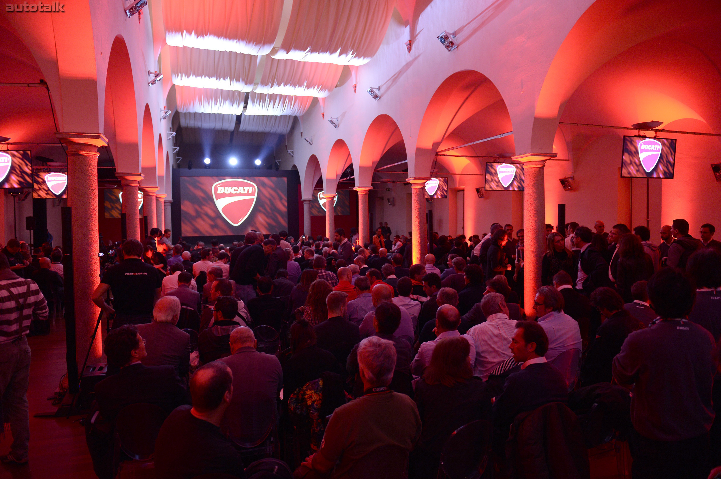 2014 Ducati Monster 1200 And 1200 S