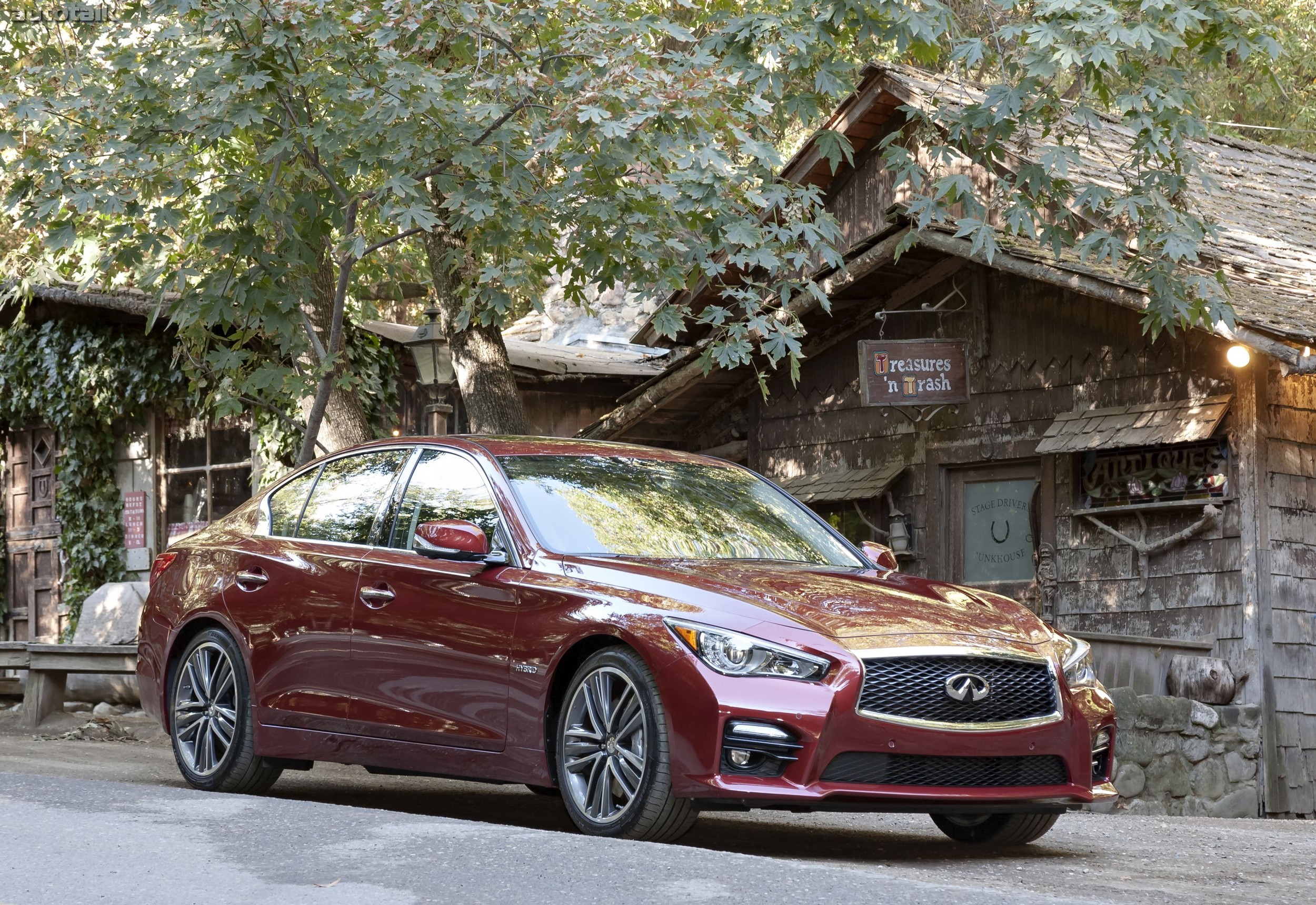 2014 Infiniti Q50