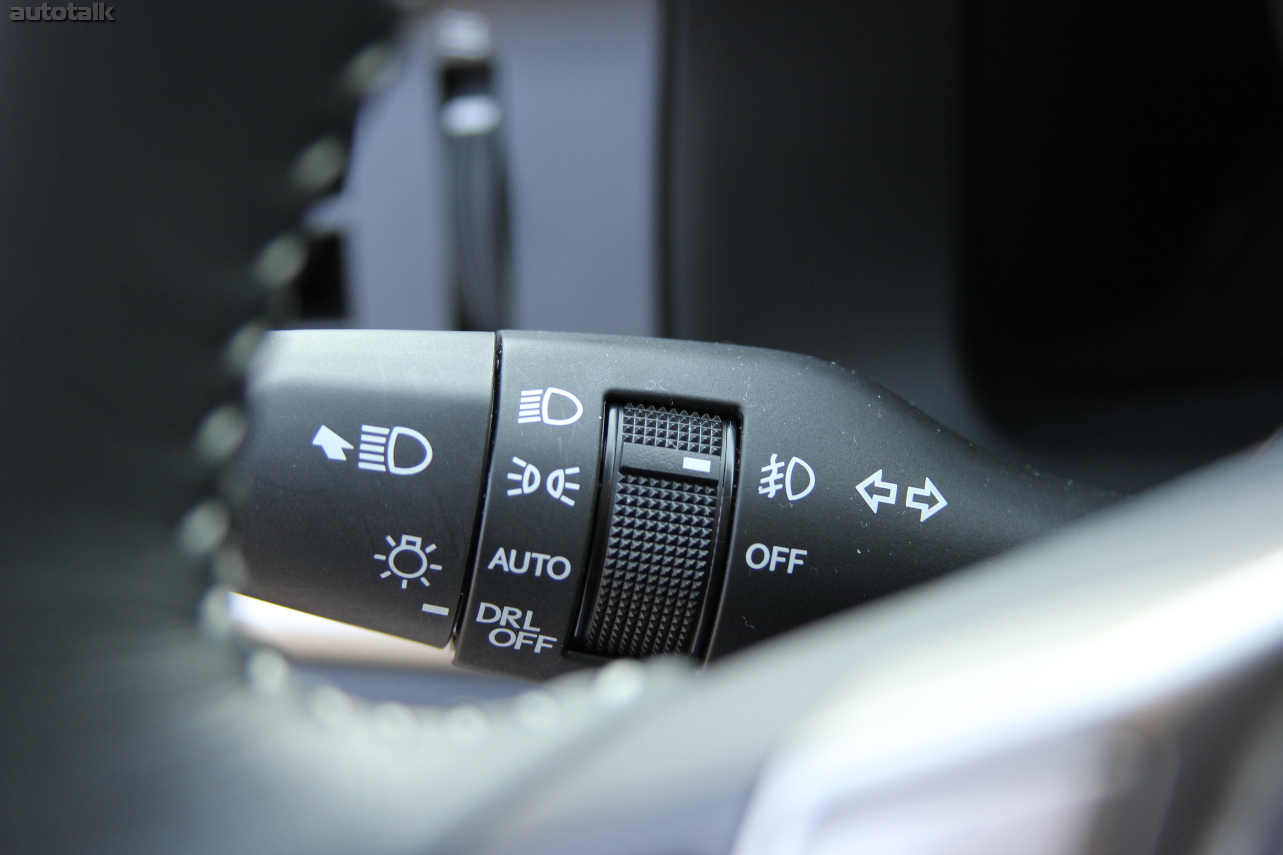 2014 Lexus ES 350 Review