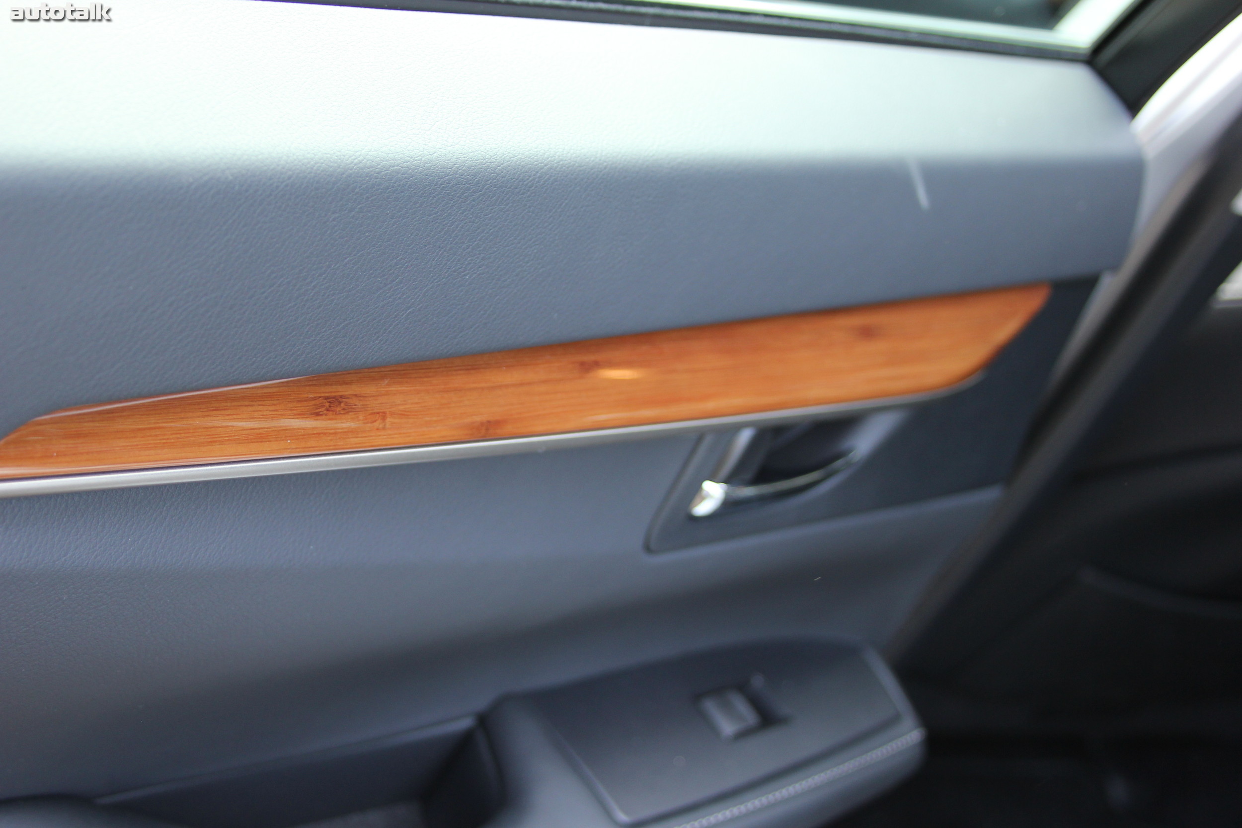 2014 Lexus ES 350 Review