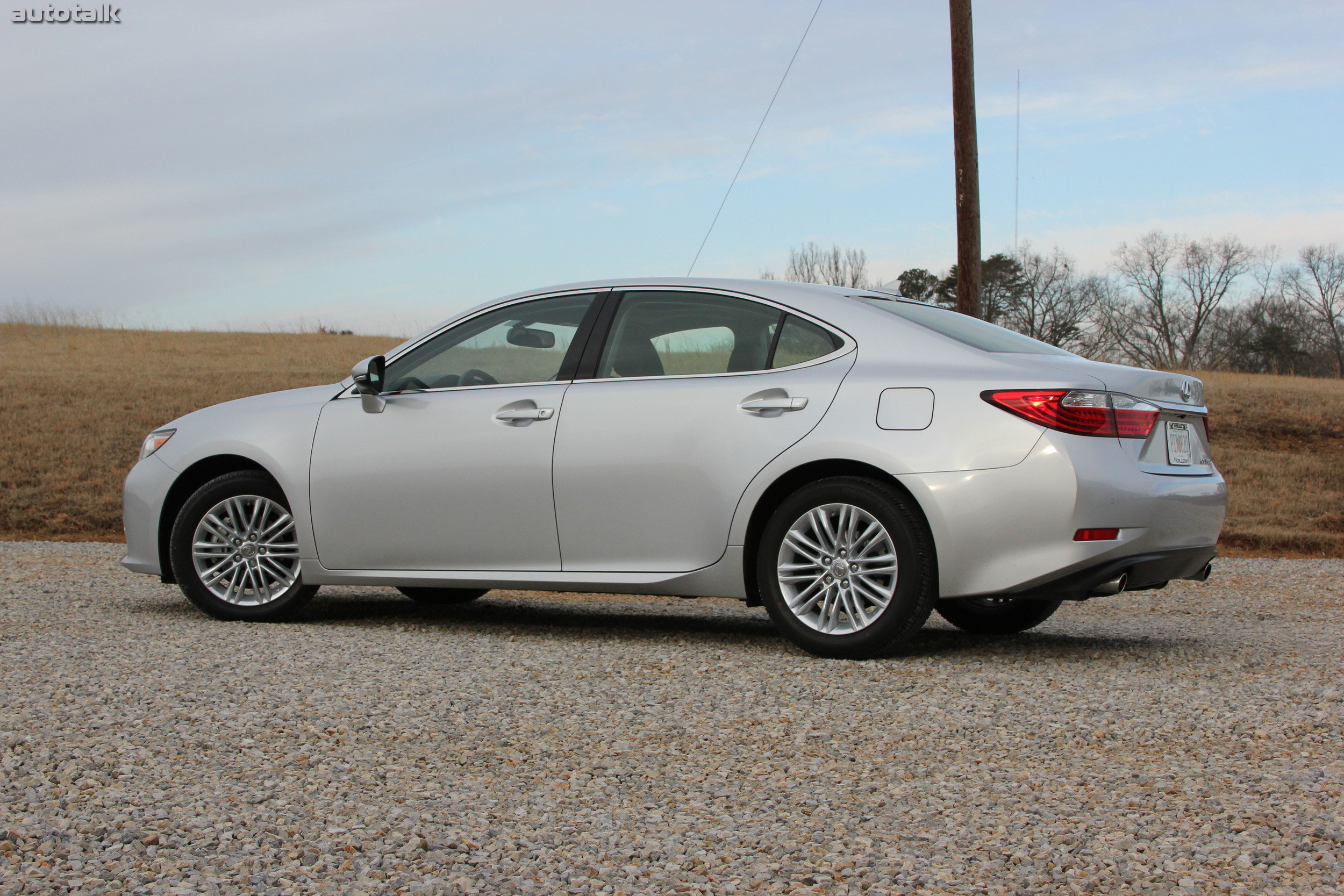 2014 Lexus ES 350 Review