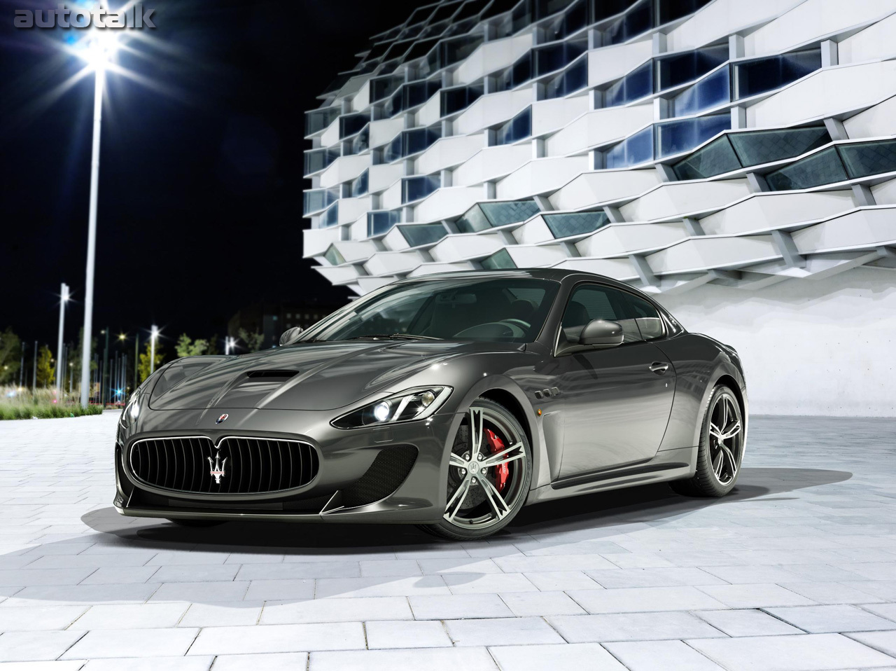 2014 Maserati GranTurismo MC Stradale four-seater