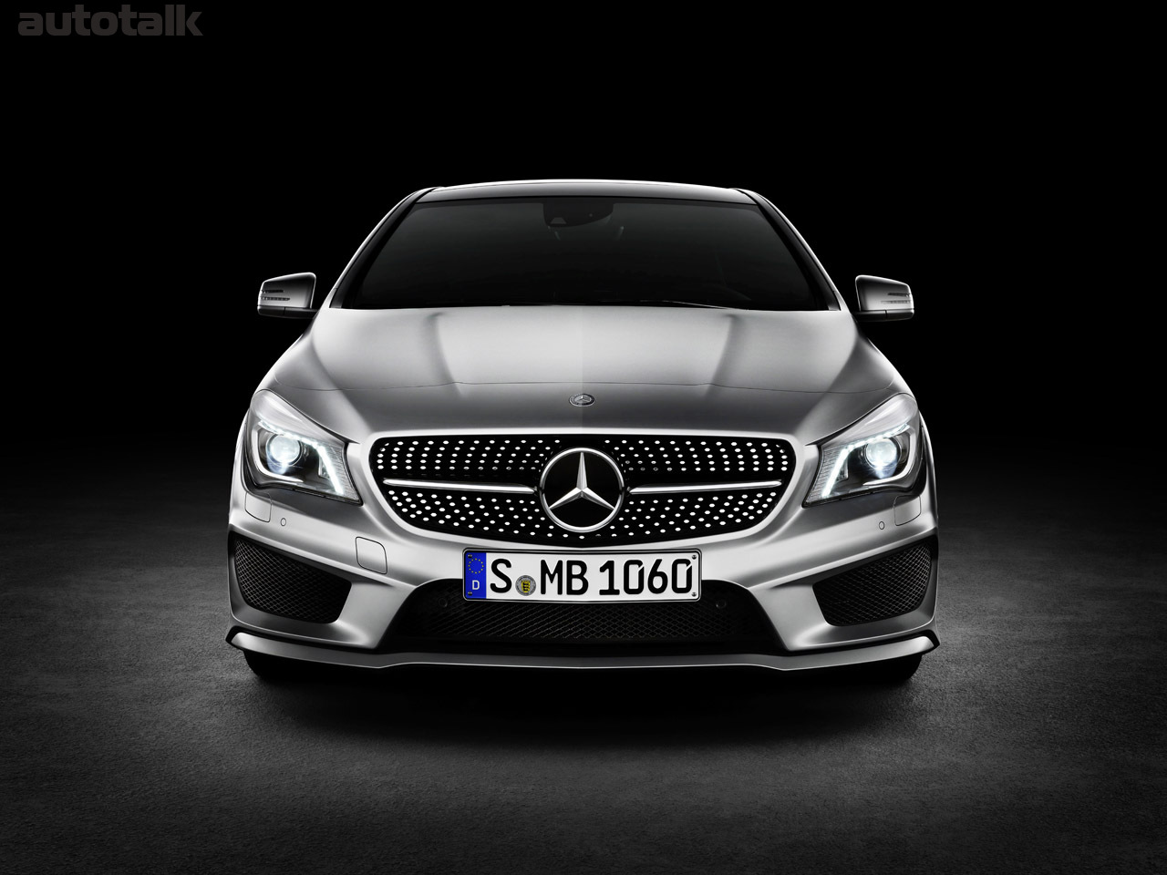 2014 Mercedes-Benz CLA250