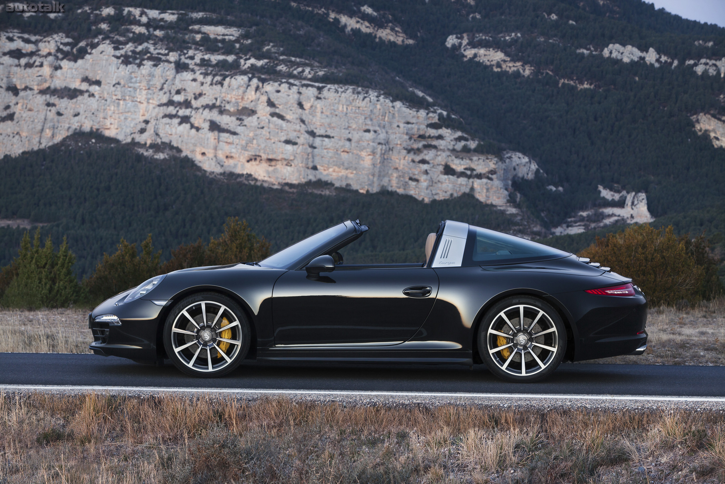 2014 Porsche 911 Targa 4 / Targa 4S