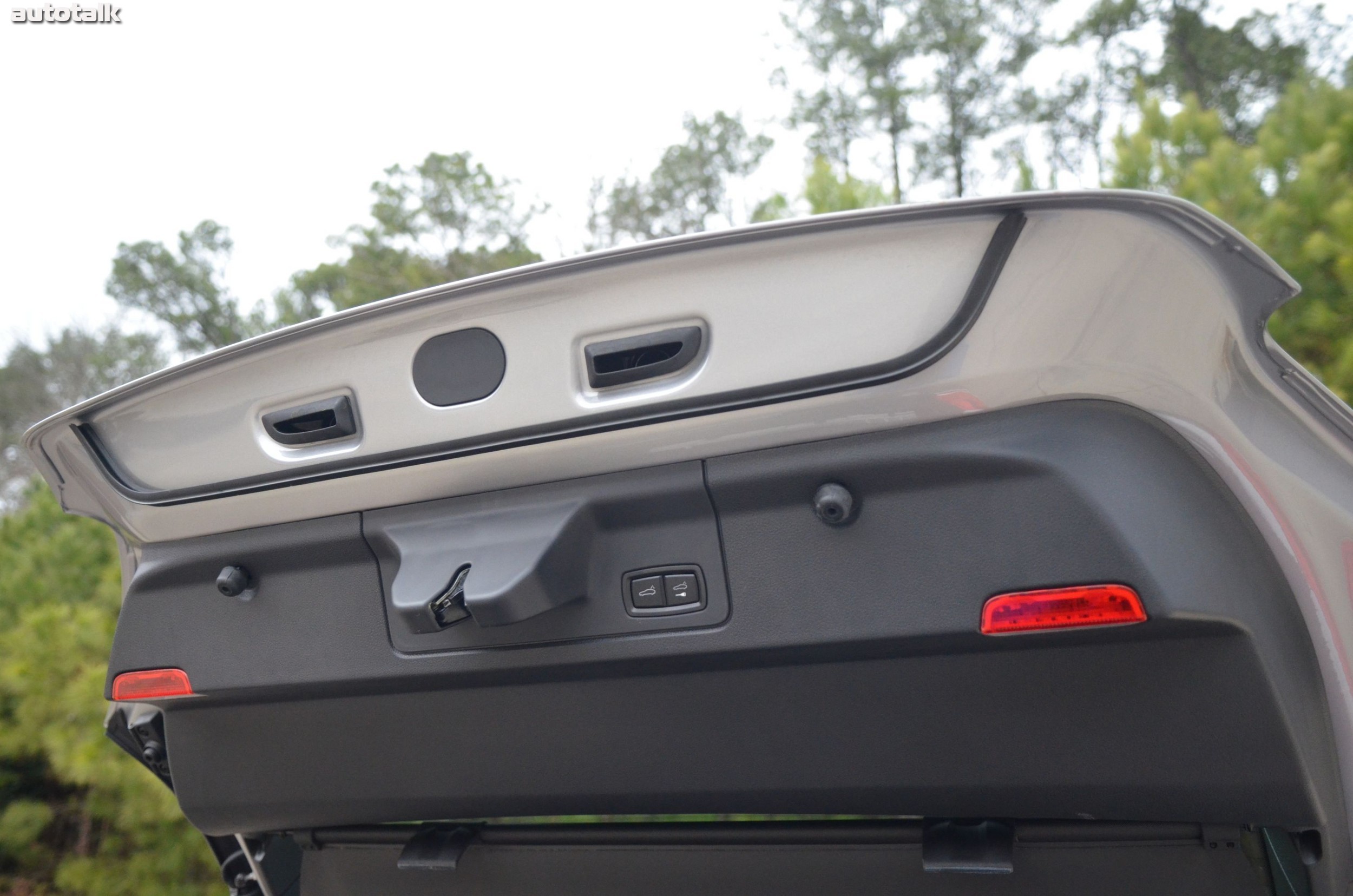 2014 Porsche Panamera Turbo Review