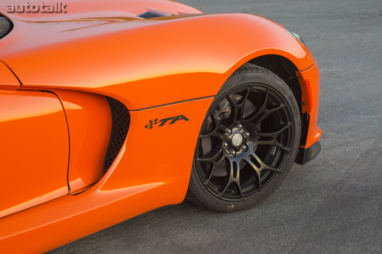 2014 SRT Viper TA
