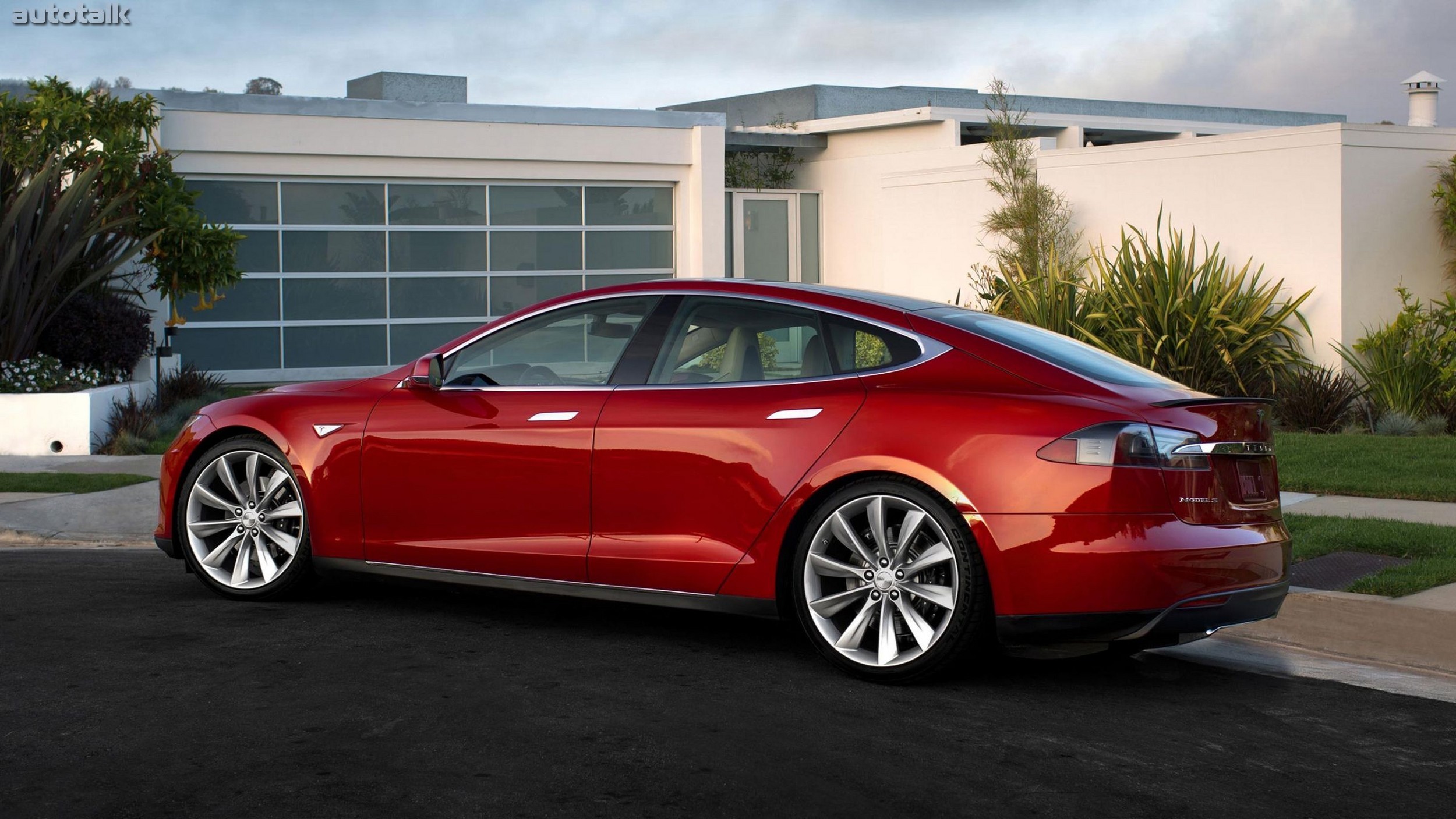 2014 Tesla Model S