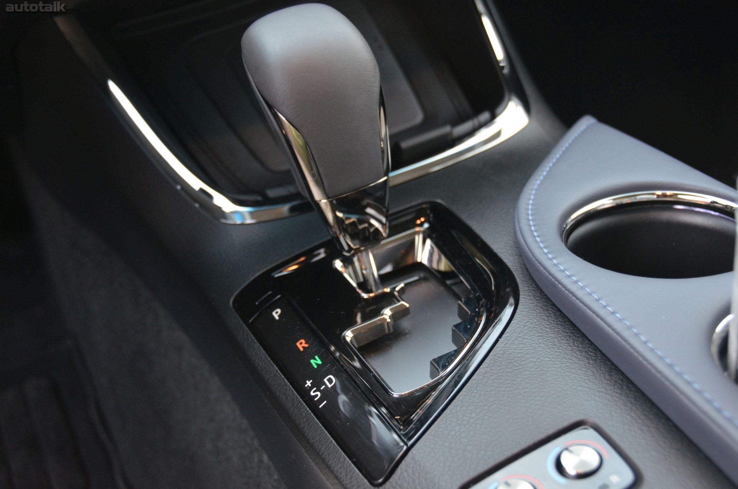 2014 Toyota Avalon Hybrid