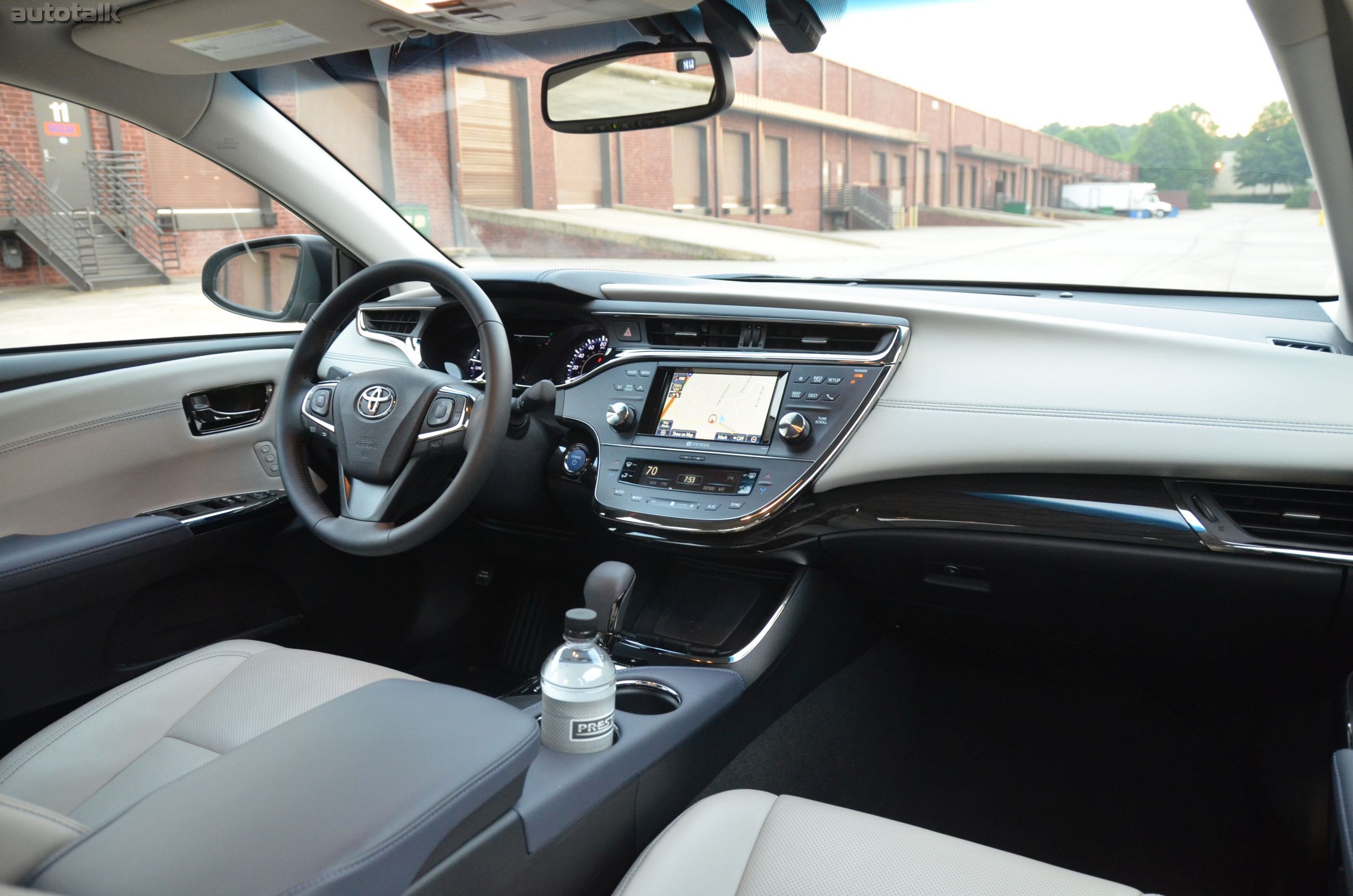 2014 Toyota Avalon Hybrid