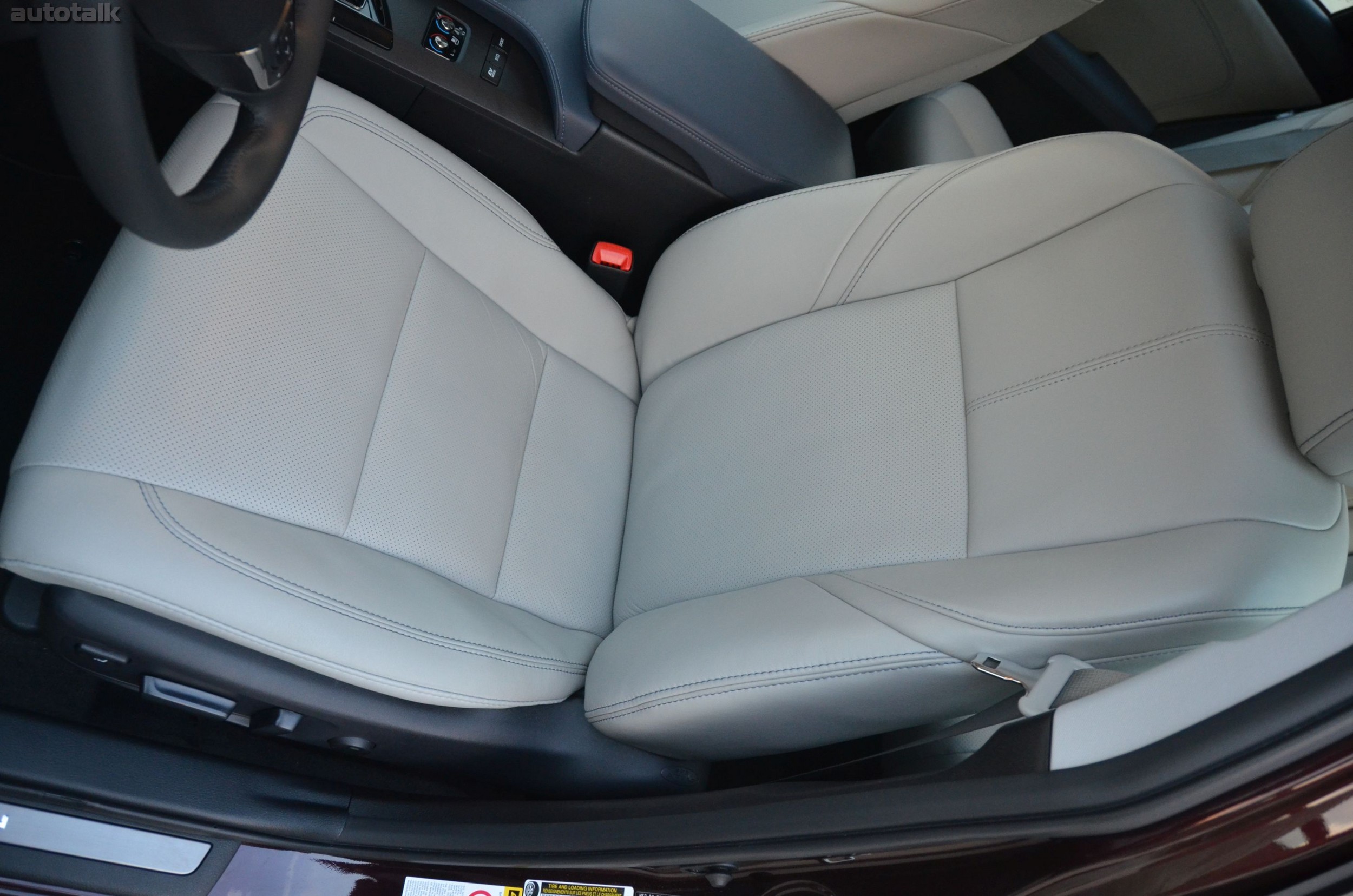 2014 Toyota Avalon Hybrid