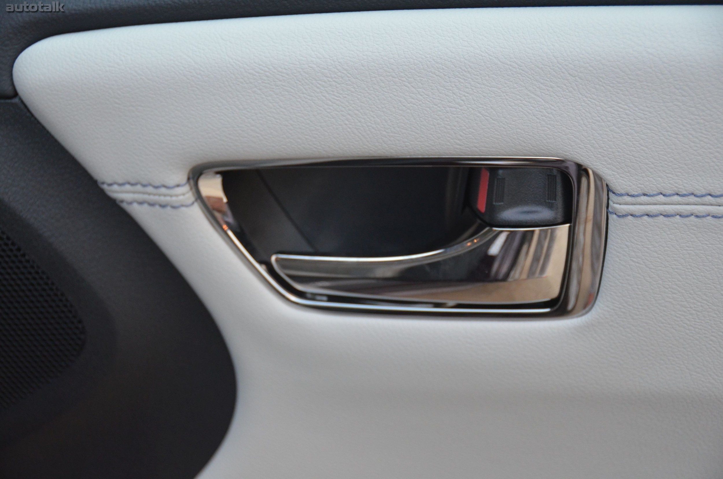 2014 Toyota Avalon Hybrid