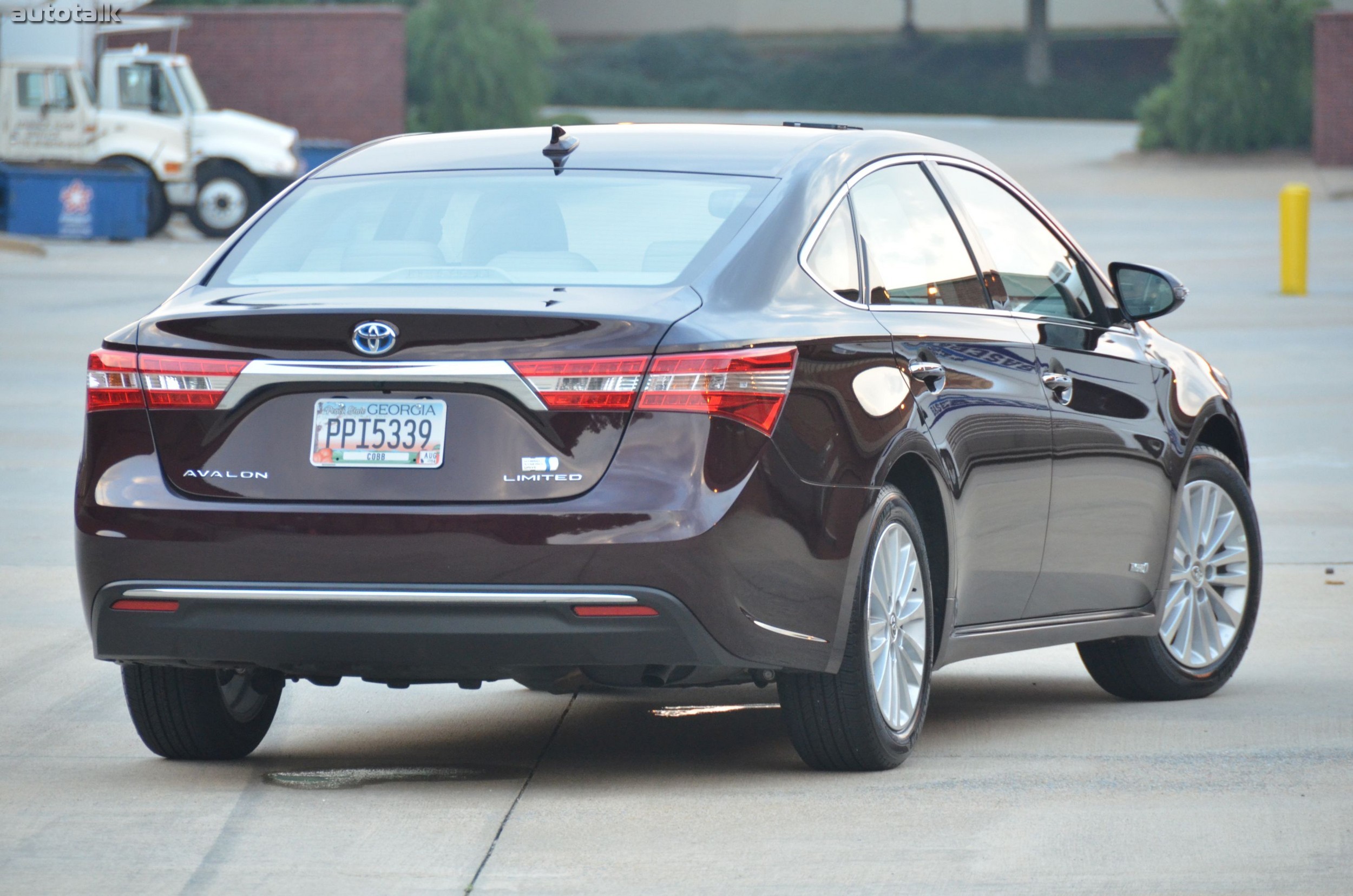2014 Toyota Avalon Hybrid