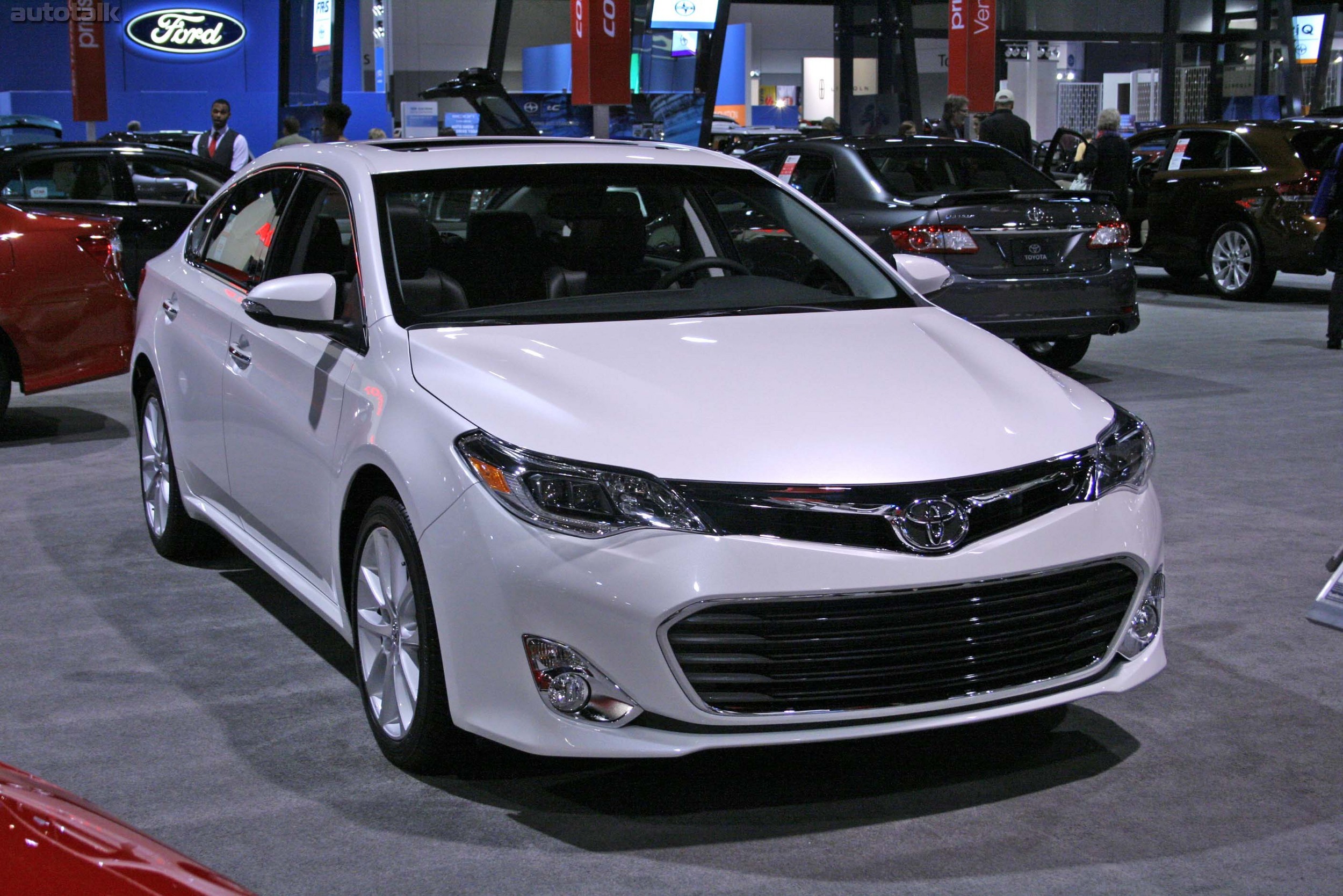 2014 Toyota Avalon Hybrid