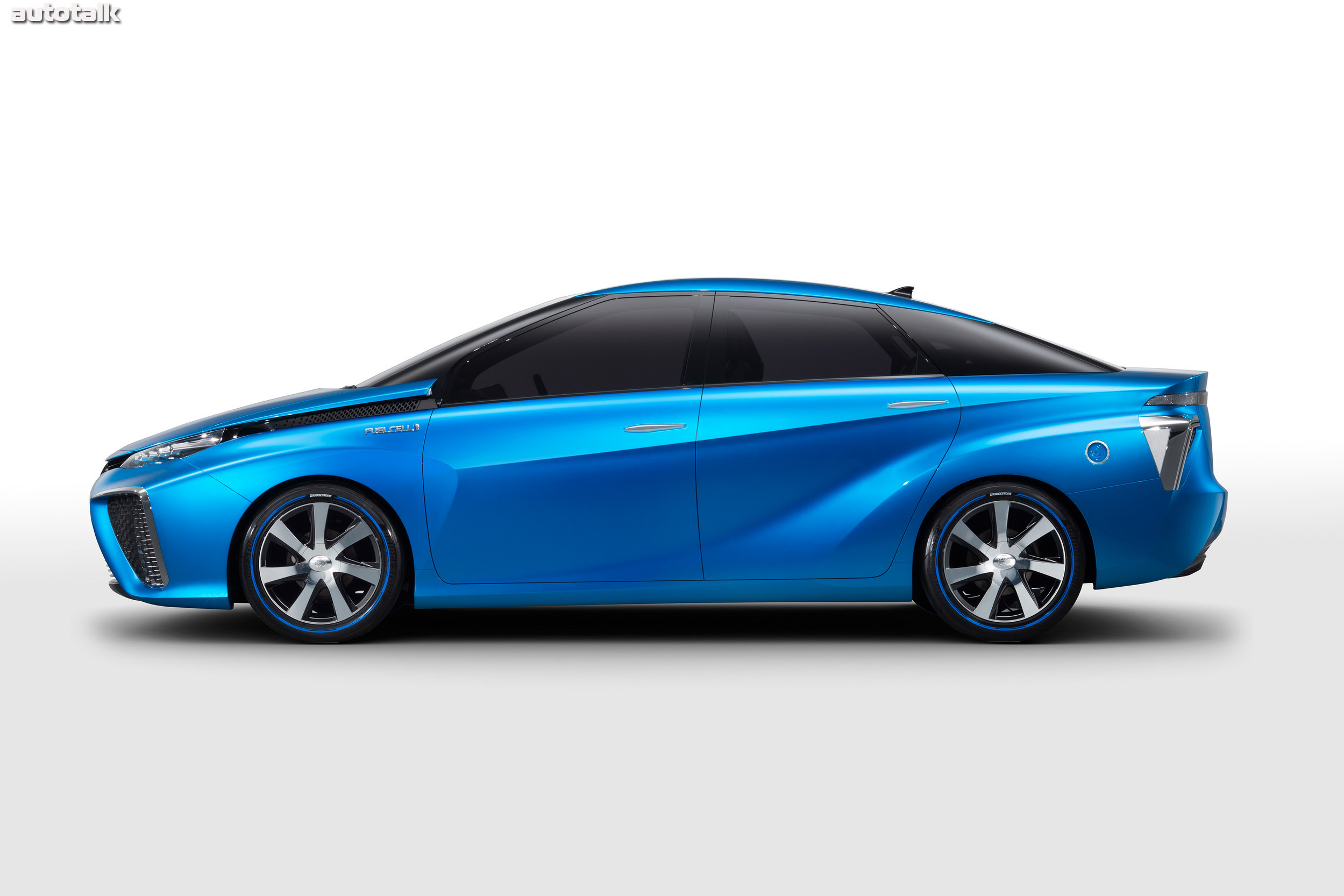 2014 Toyota Fuel Cell Vehicle Concept