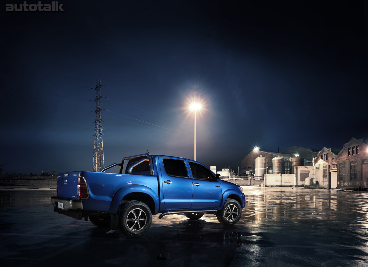 2014 Toyota HiLux Invincible