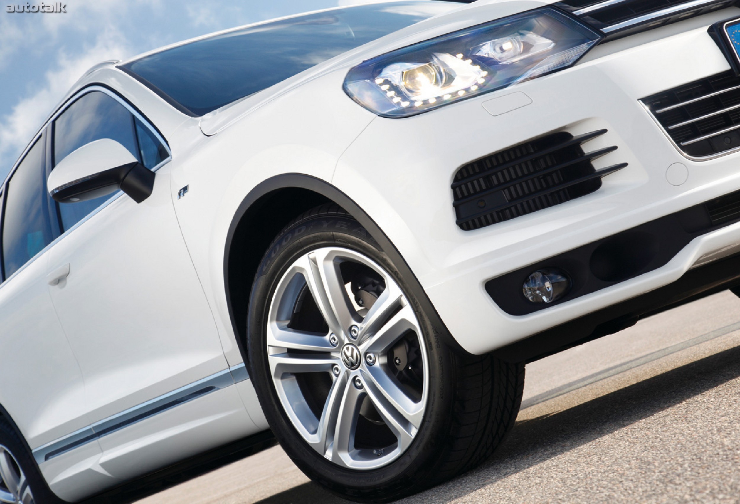 2014 Volkswagen Touareg R-Line