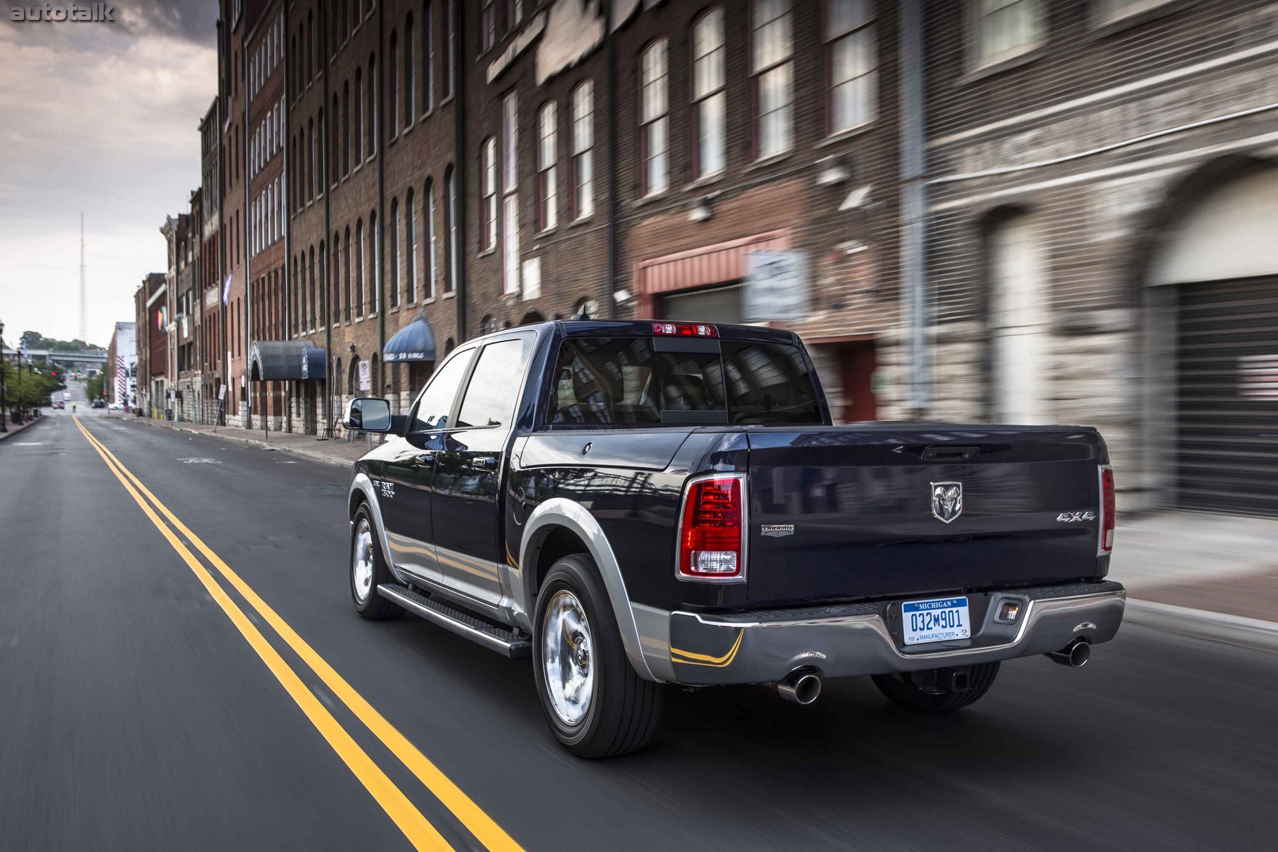 2014_Ram_1500_EcoDiesel36