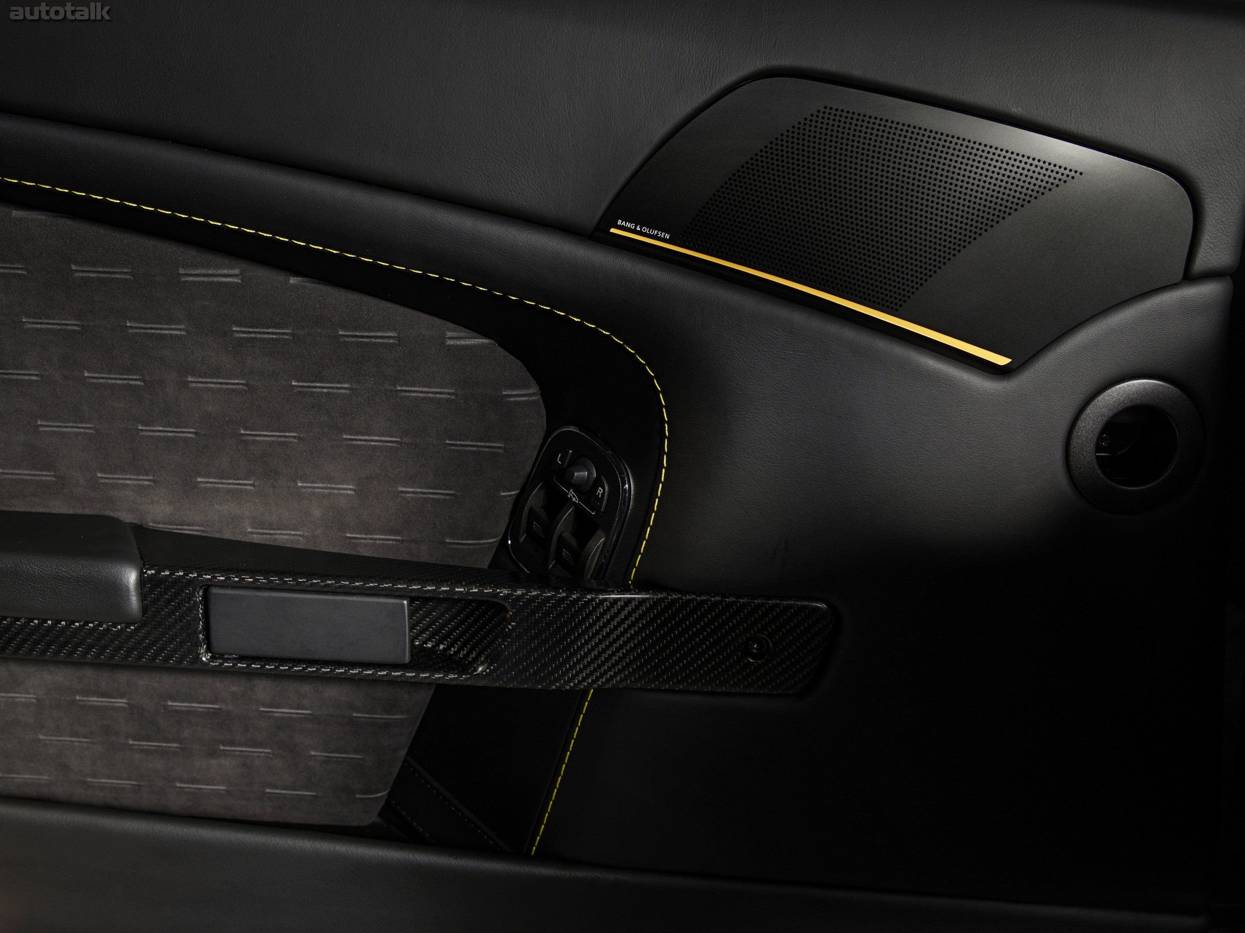 2015 Aston Martin V8 Vantage N430