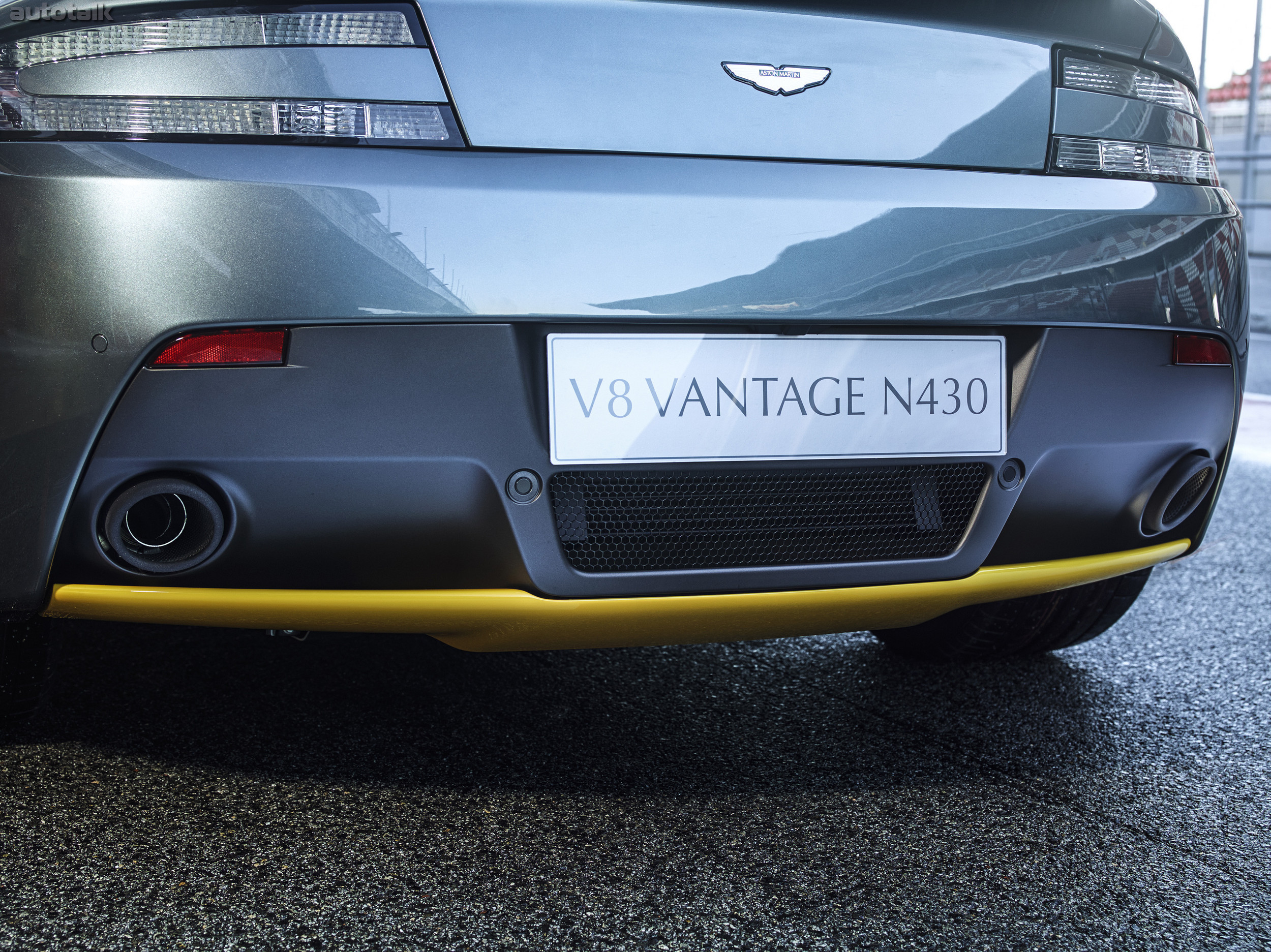 2015 Aston Martin V8 Vantage N430