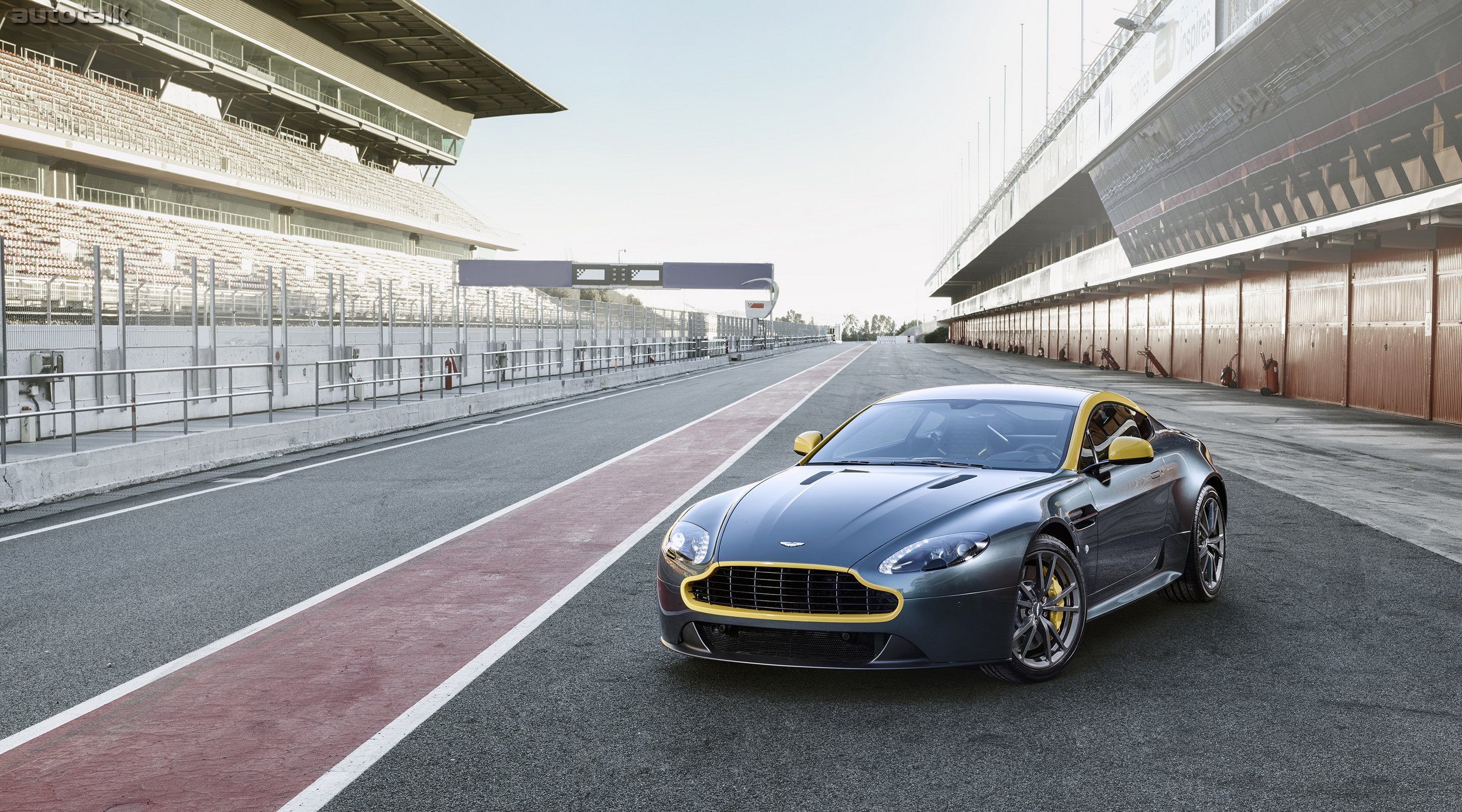 2015 Aston Martin V8 Vantage N430